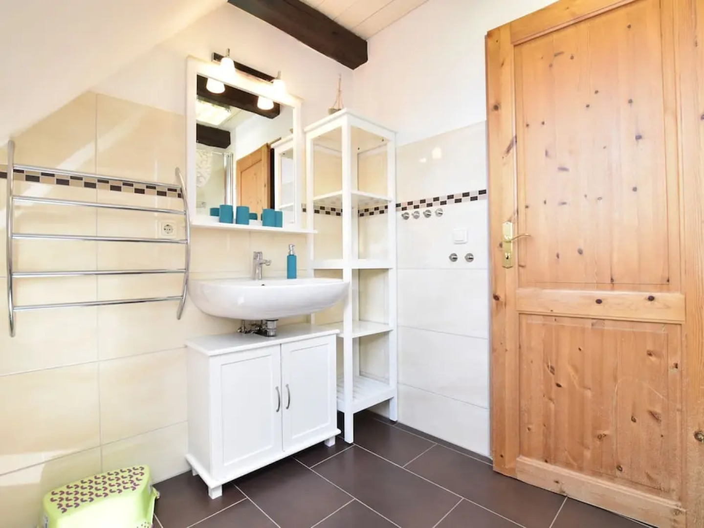 Spacious Holiday Home in Landstorf Zierow near Beach