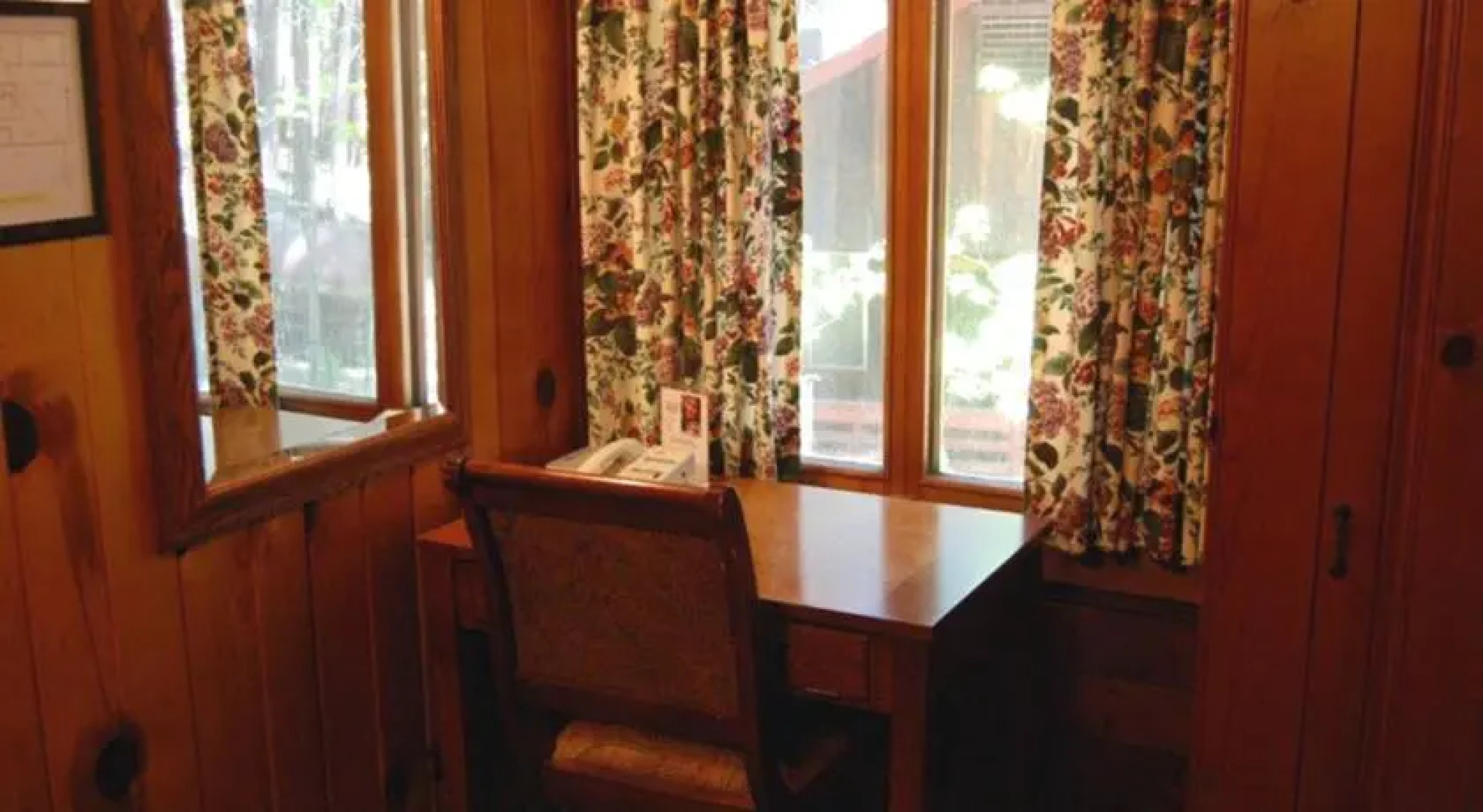 RedAwning Cabin #27 Raccoon Hollow