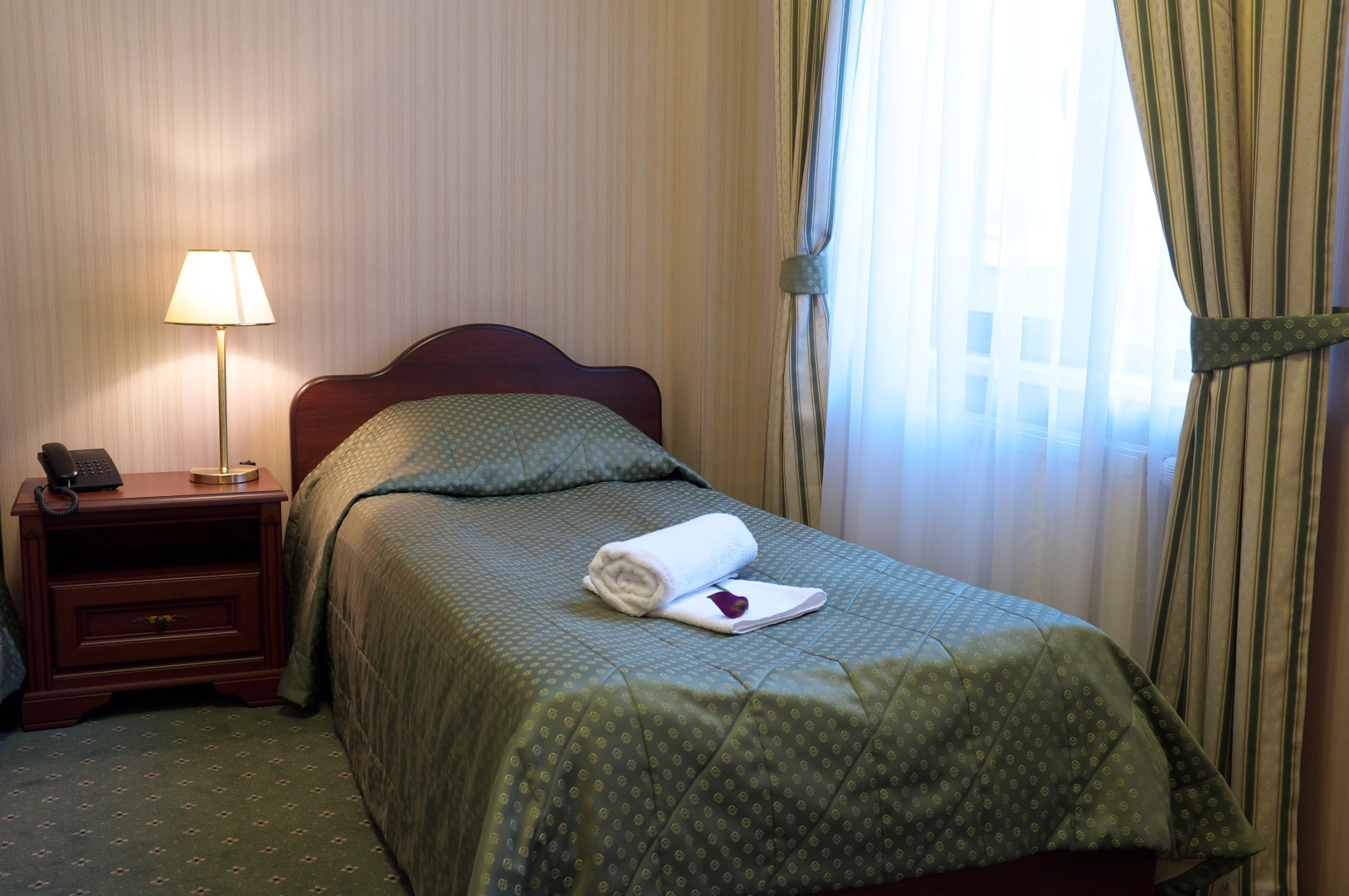 Отель «9 Сов»