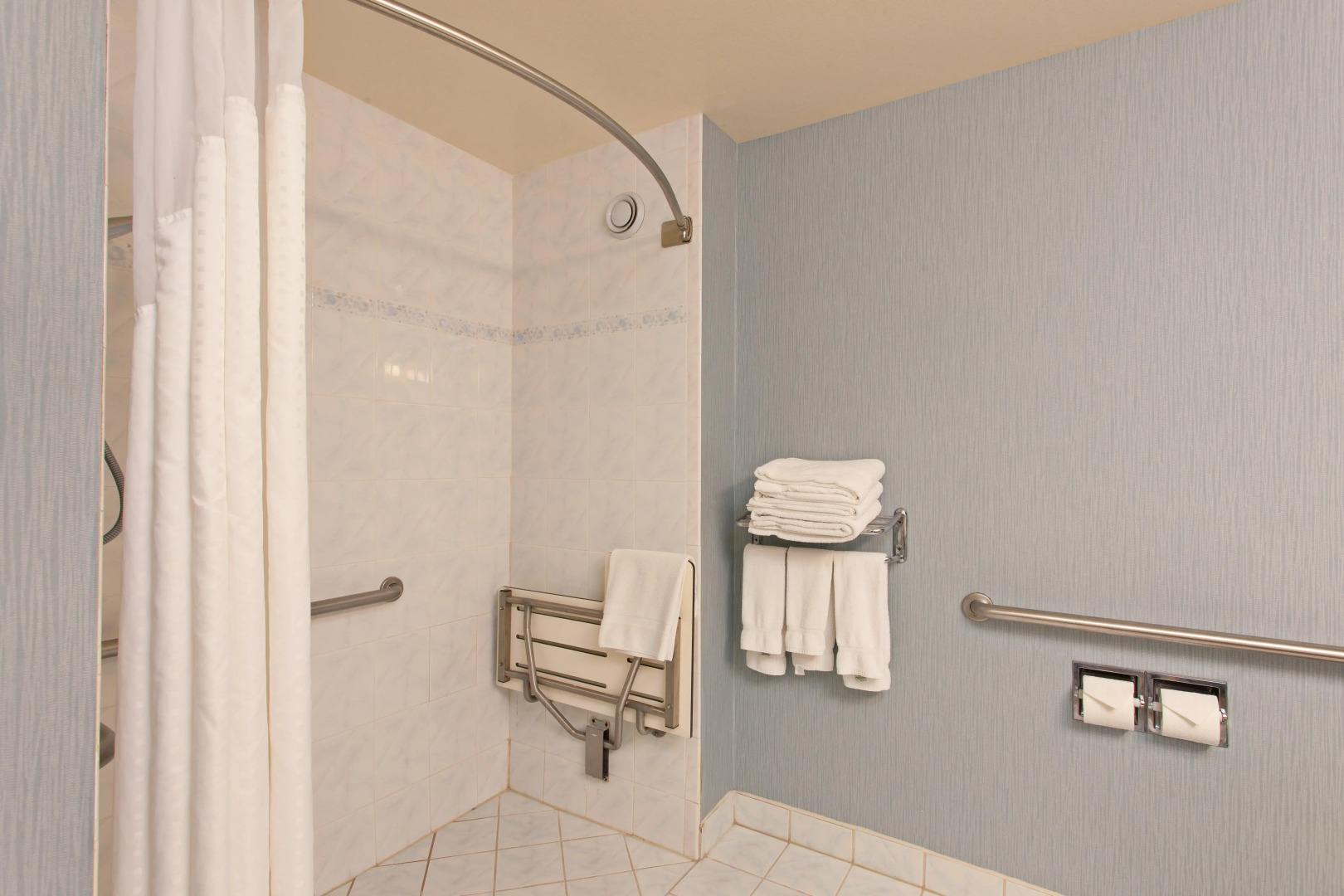 Holiday Inn Express Hotel & Suites Hermosa Beach by IHG