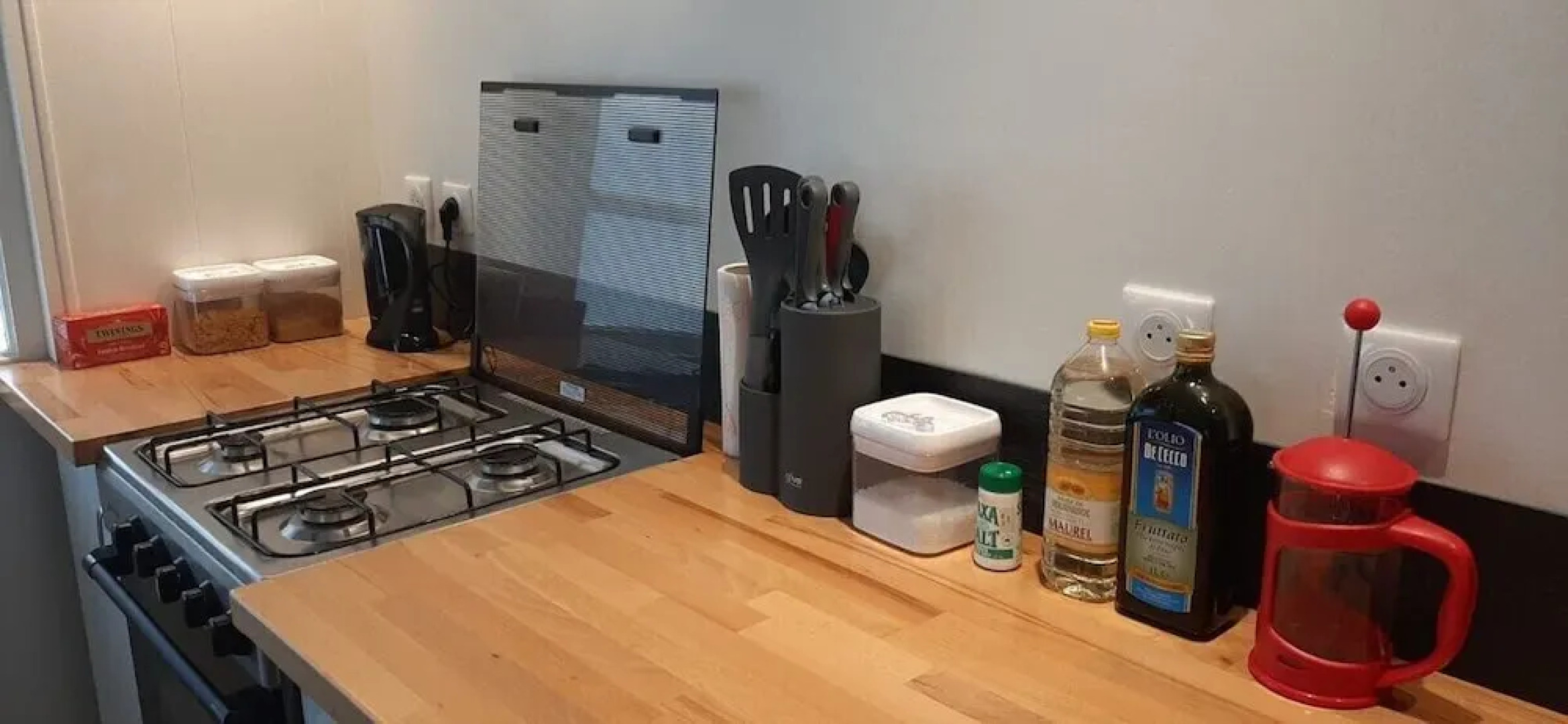 Moana Breeze Eco Lodge