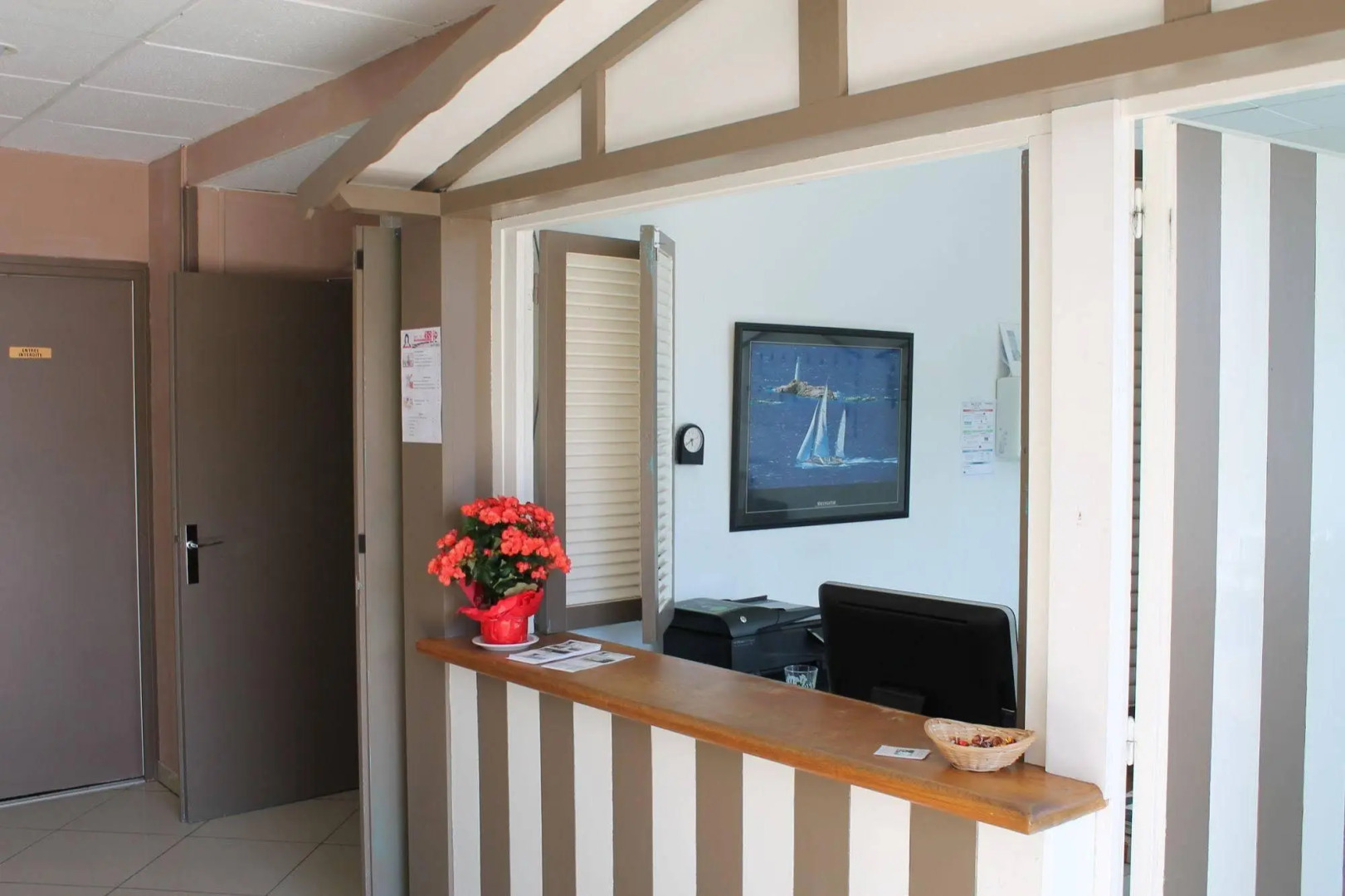 Hotel - Restaurant Le Clos des Cedres