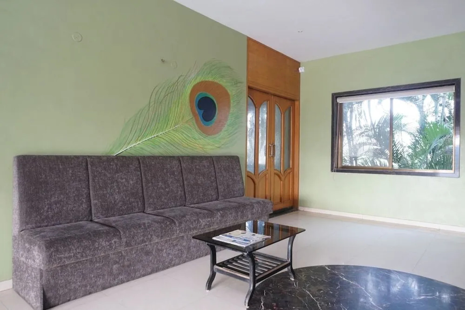 OYO 24487 Hotel Raj Regency