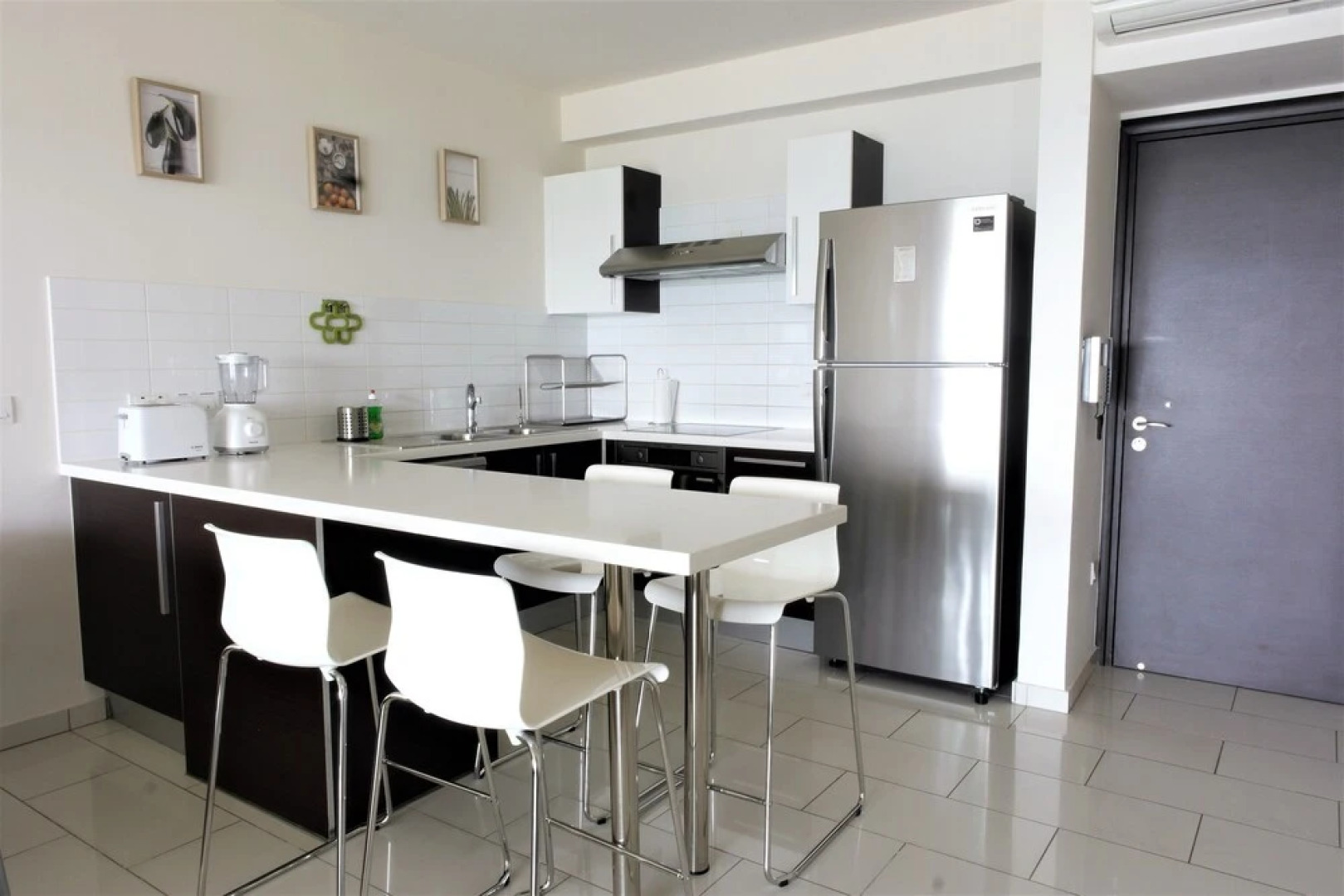 Eden Beach Apartment No. 505