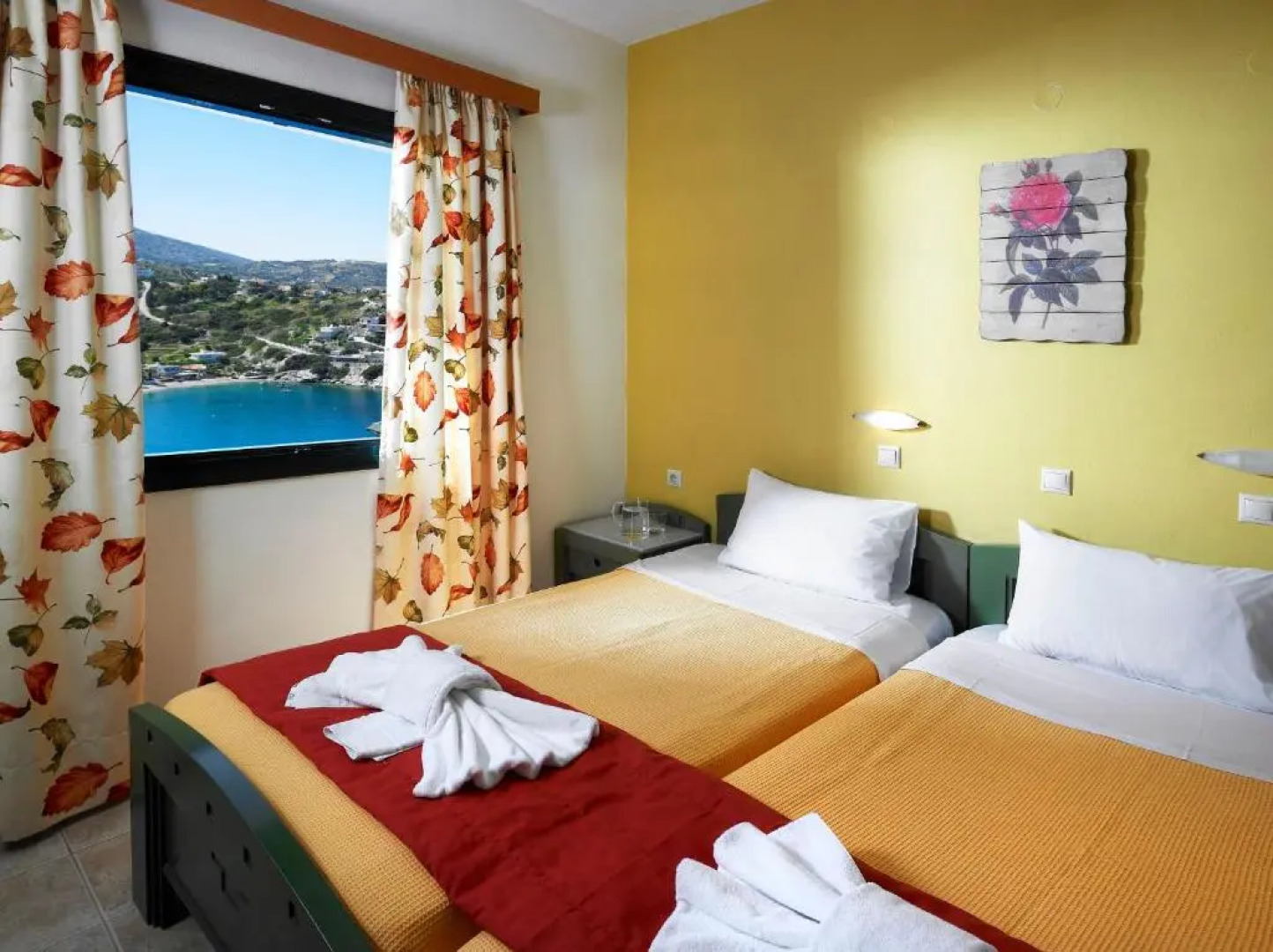 Erivolos Studios & Apartments