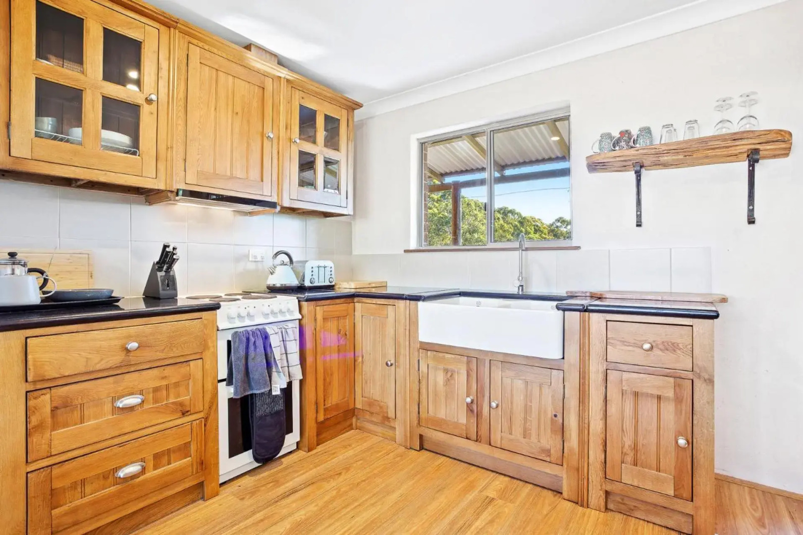 Braeside Cabin Three - Parsonsia