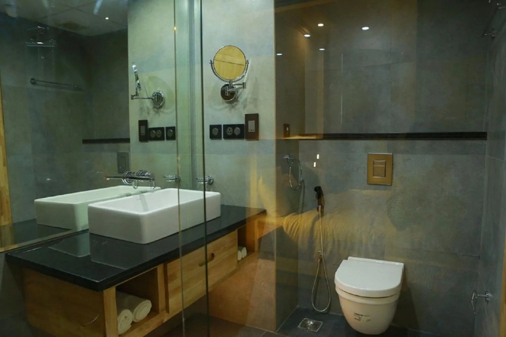 The Panoramic Getaway