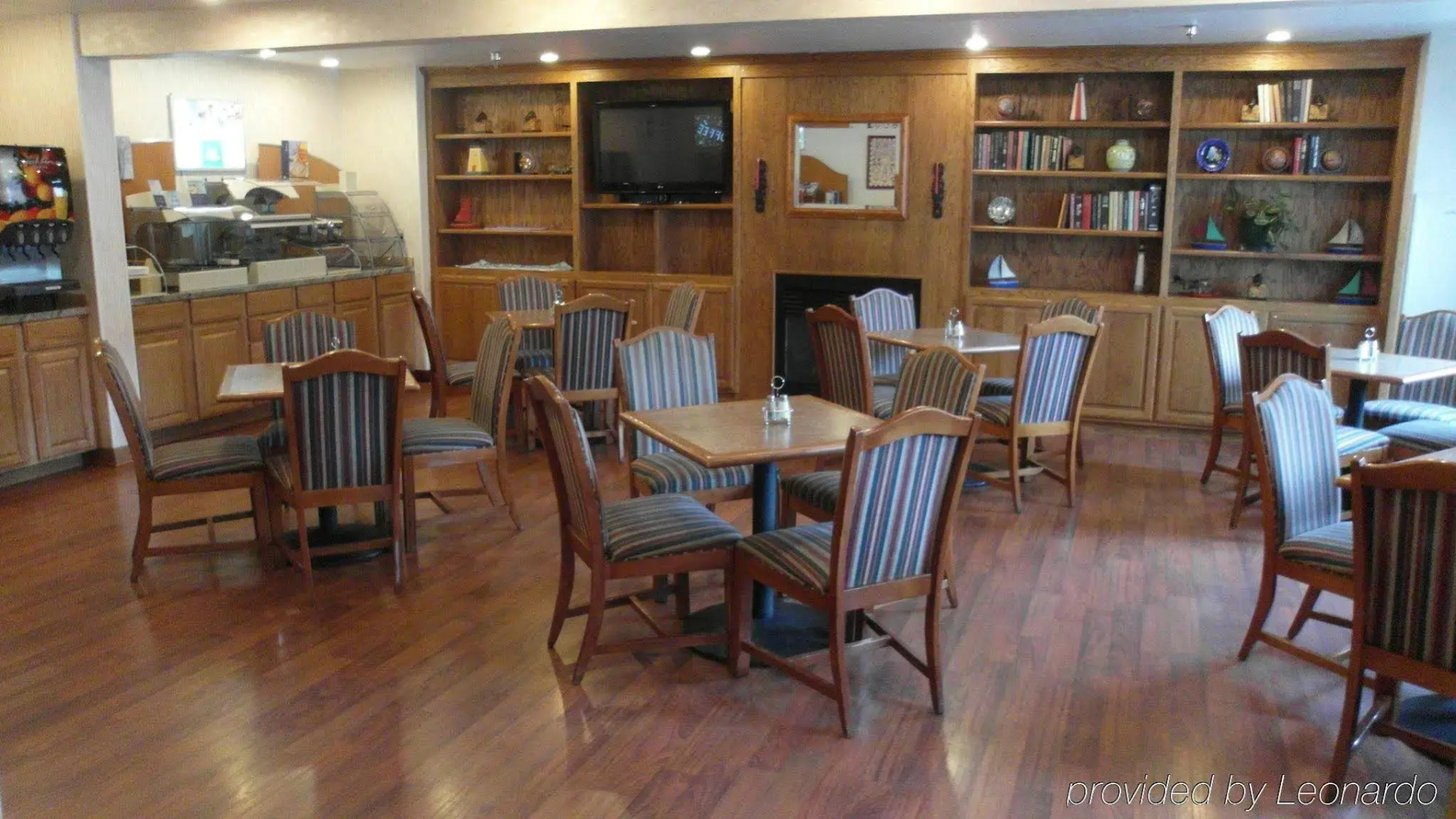 GuestHouse Inn & Suites Hotel Poulsbo