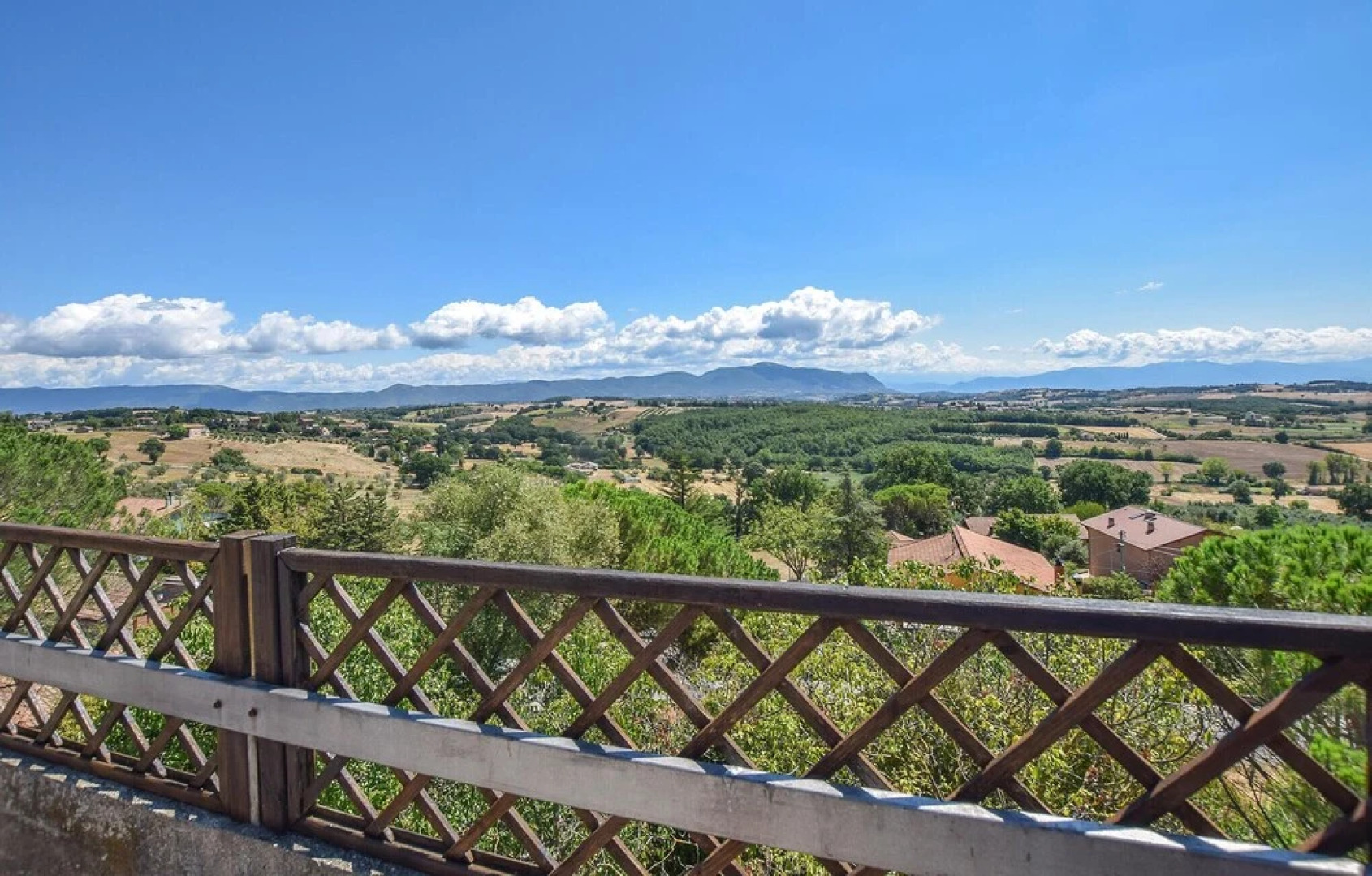 Stunning Apartment in Avigliano Umbro With Jacuzzi, Wifi and 2 Bedrooms