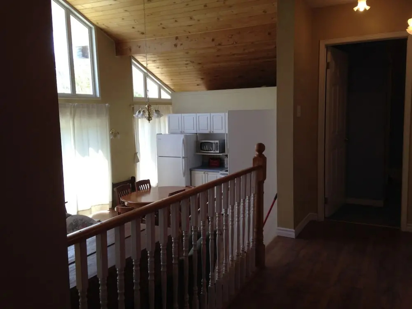 Warbler's Roost Country Inn B&B