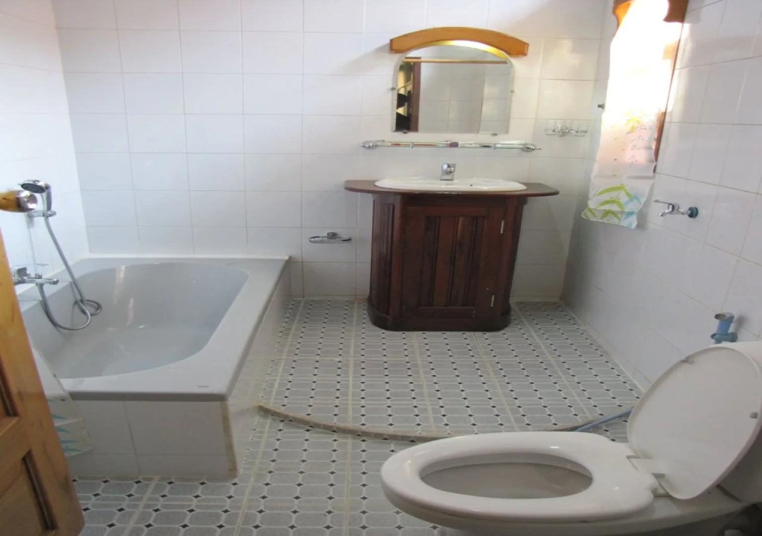 Sittwe Shwe Thazin Hotel