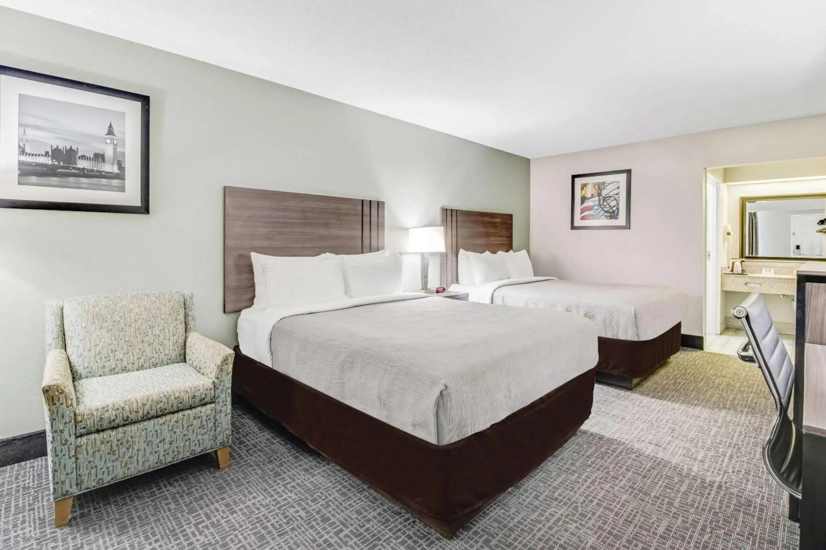 Quality Inn White House