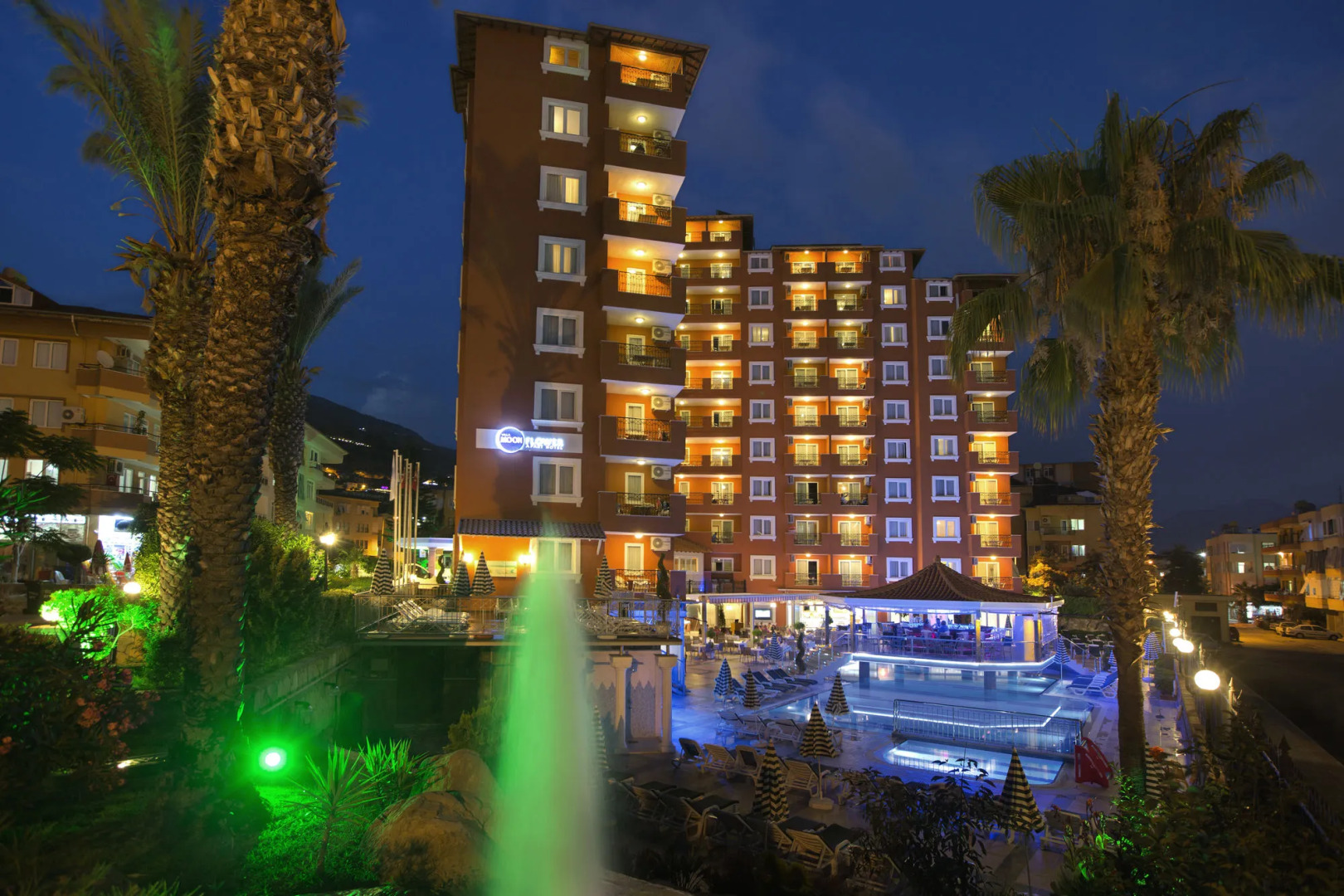 Villa Moonflower Apart Hotel