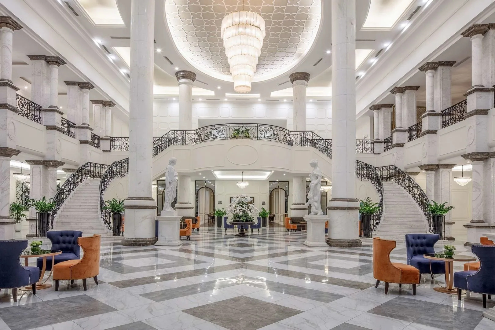 Melia Vinpearl Cam Ranh Beach Resort