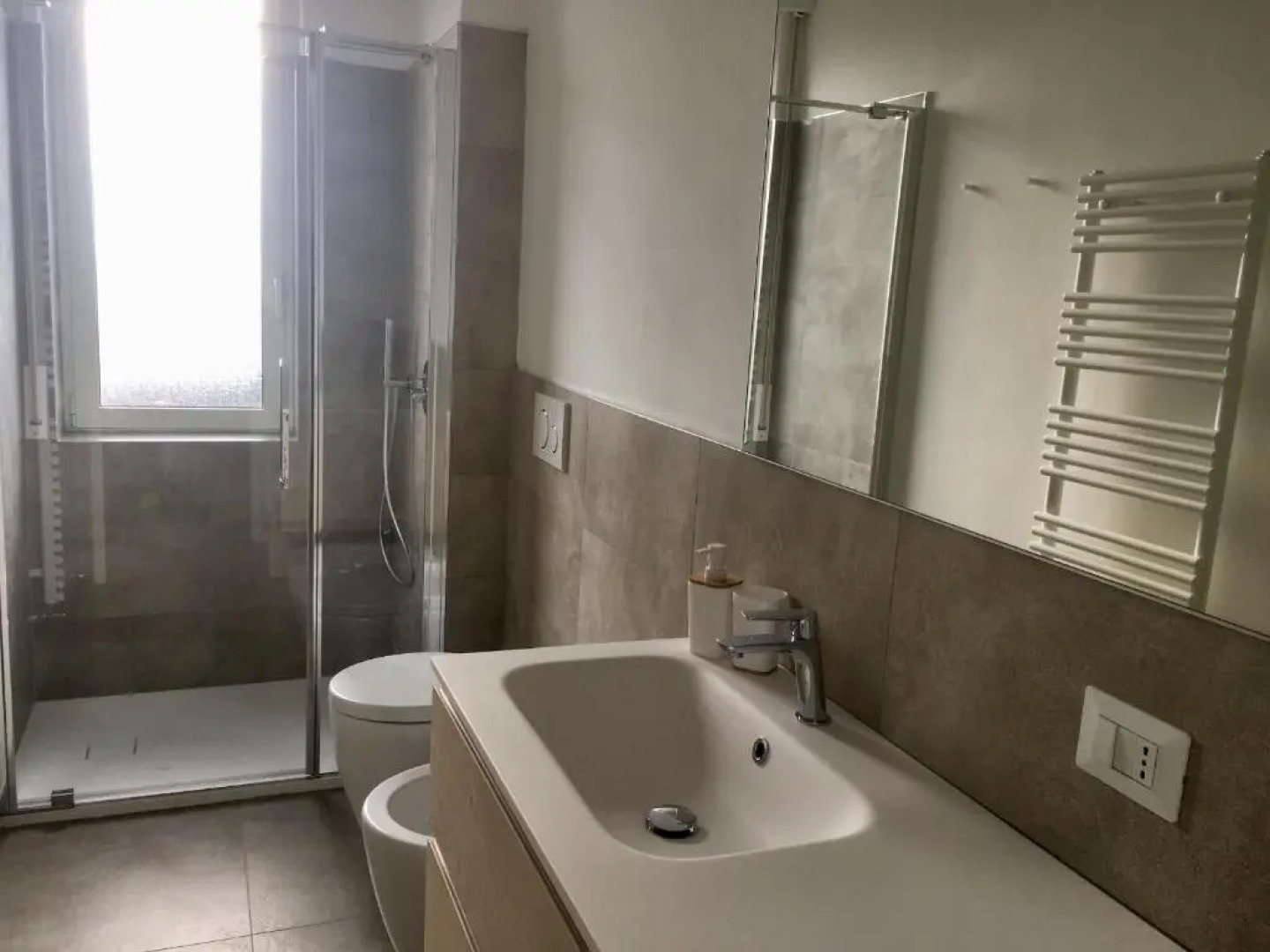 CaseOspitali - CASA LUMIERE bilo panoramico e luminoso - piano 3 NO ascensore