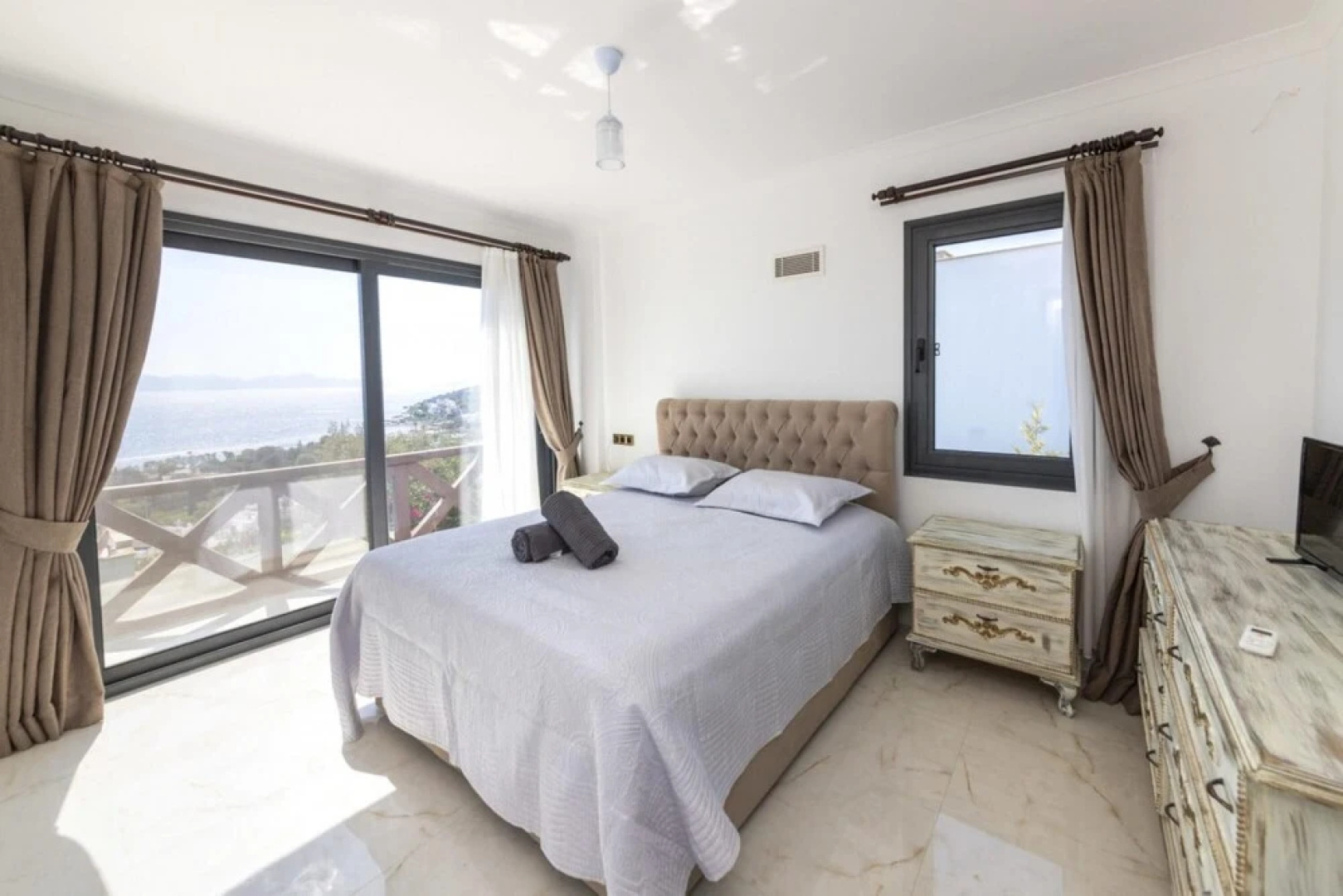 Great Villa With Private Pool in Bodrum Near Beach
