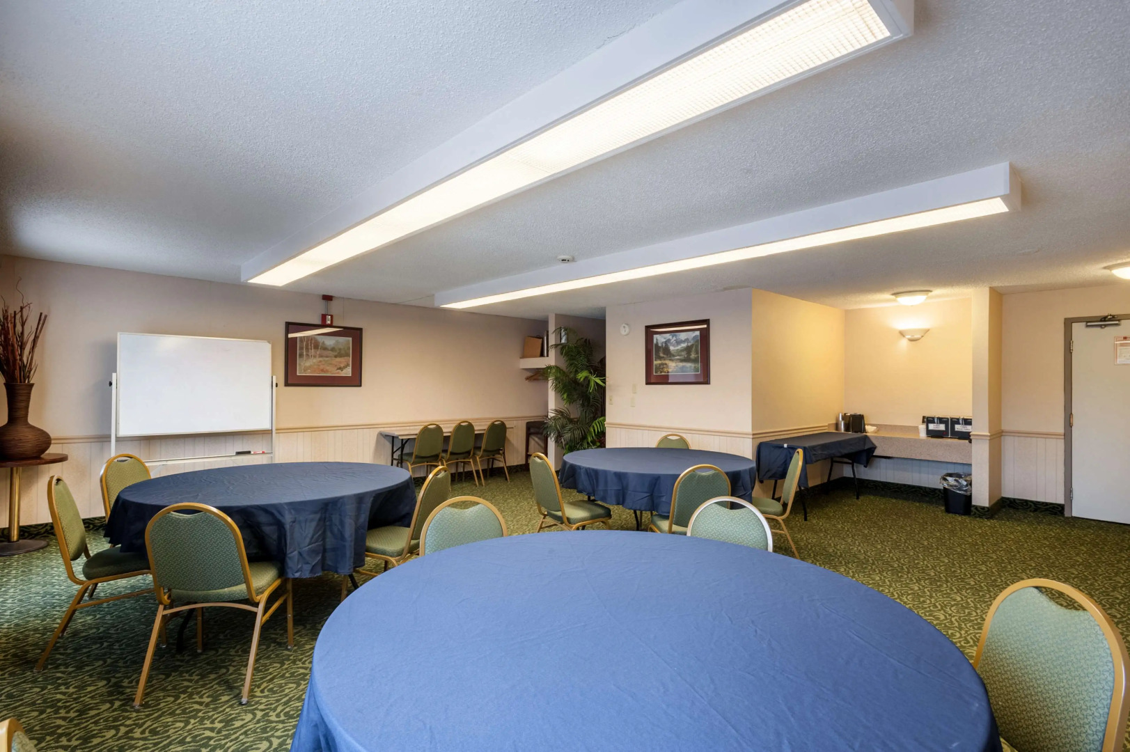 SureStay Hotel by Best Western SeaTac Airport North