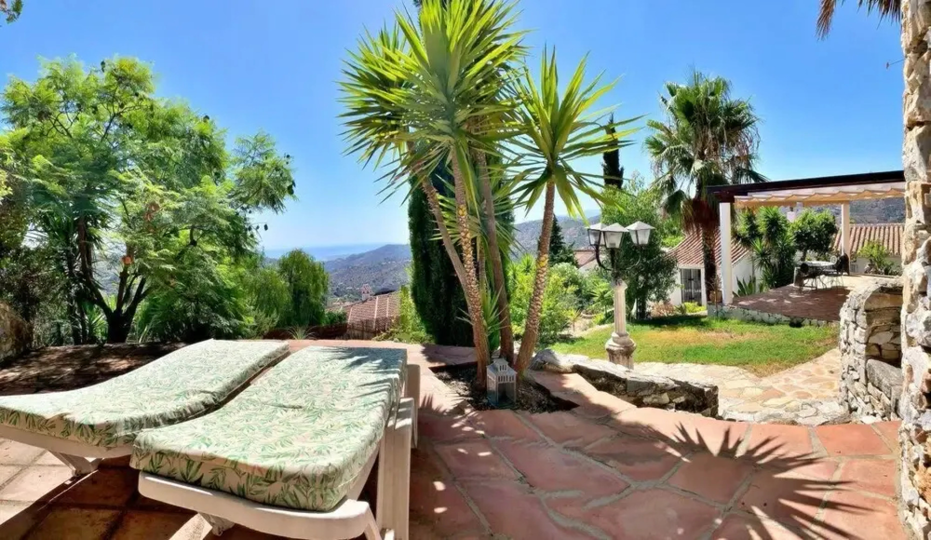 Casa Rural Cómpeta Piscina Barbacoa y Vista