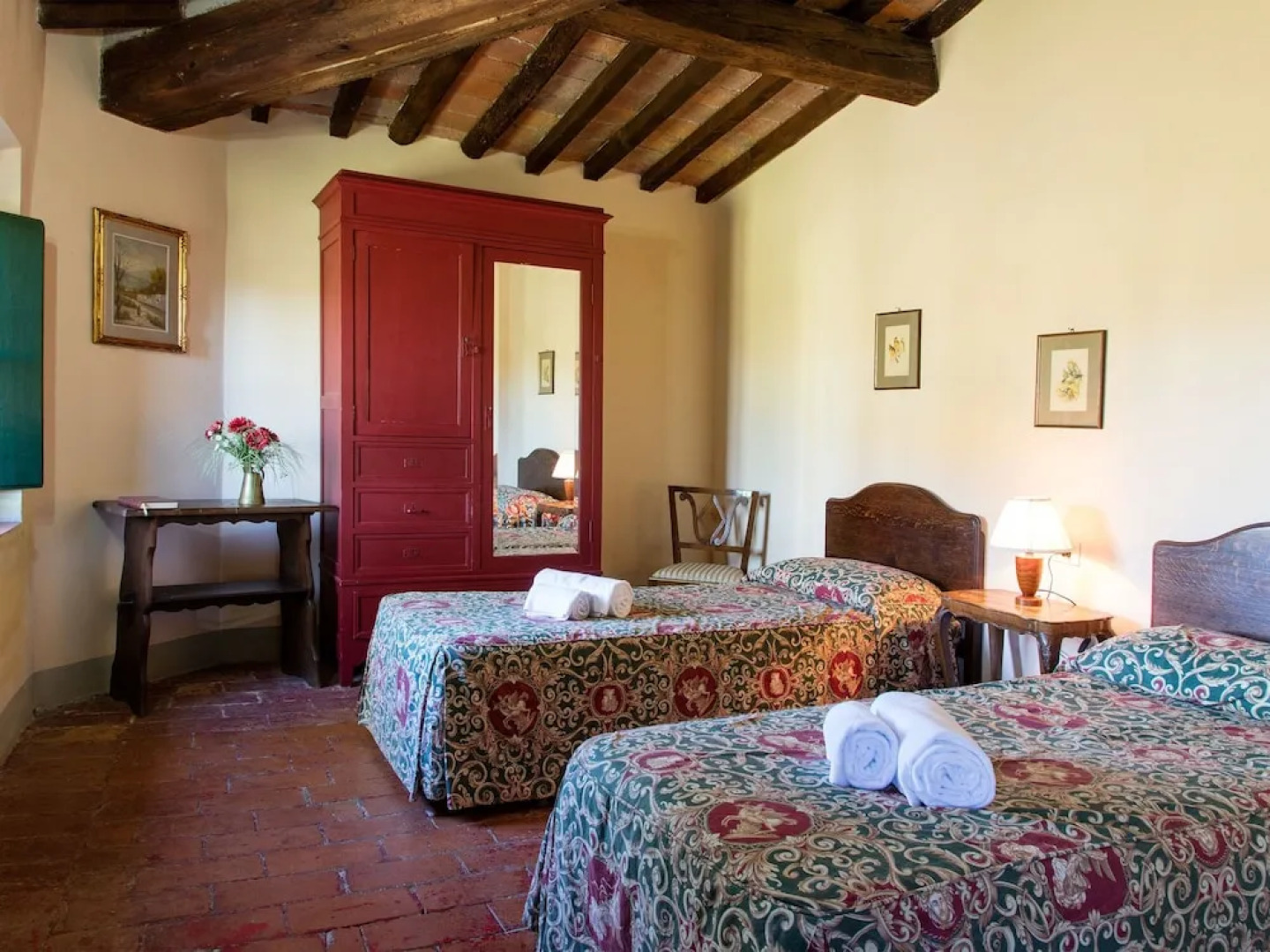 Luxurious Farmhouse in Ghizzano Italy with Swimming Pool