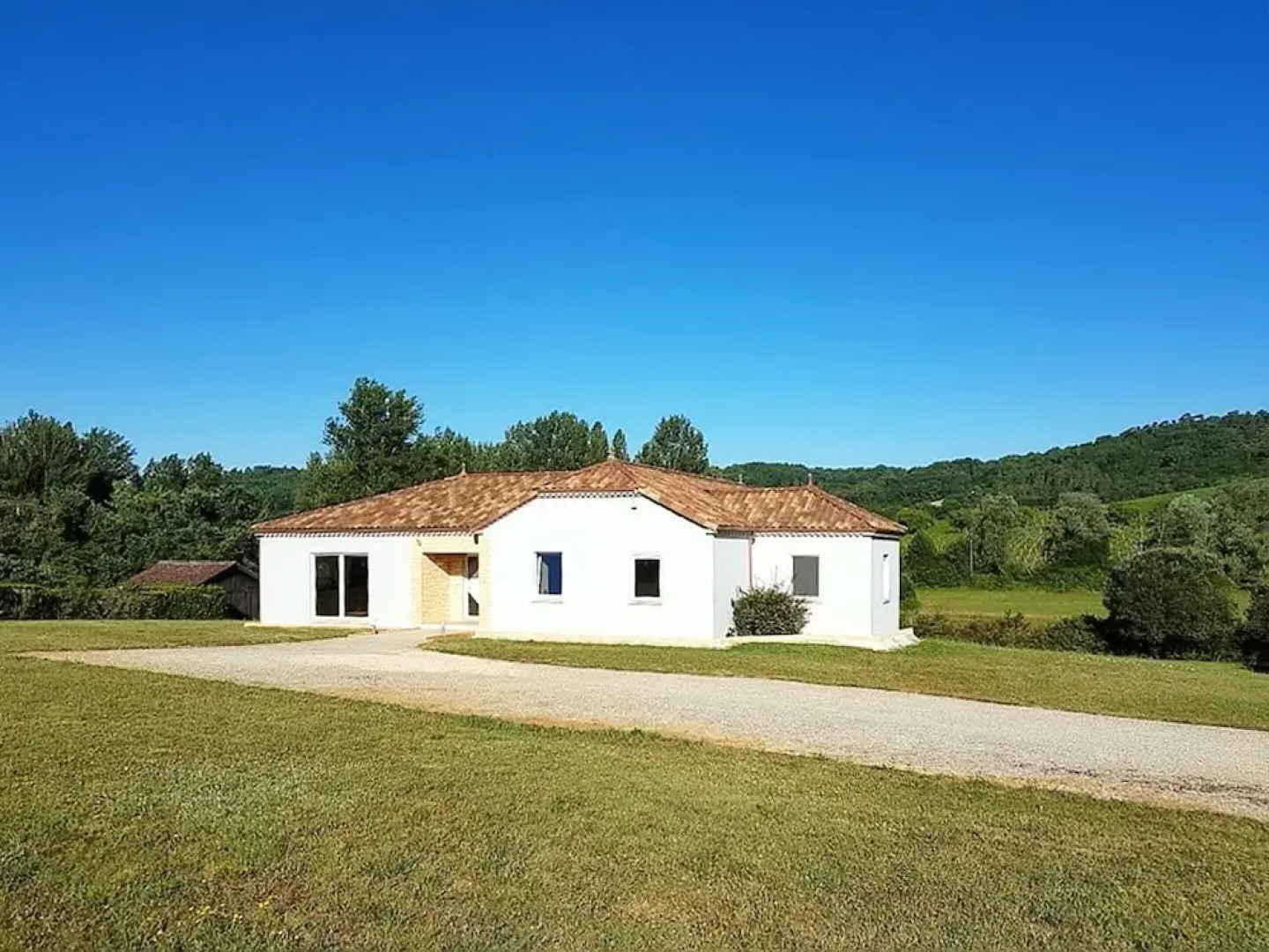 Villa With 4 Bedrooms in Prayssac, With Wonderful Mountain View, Priva