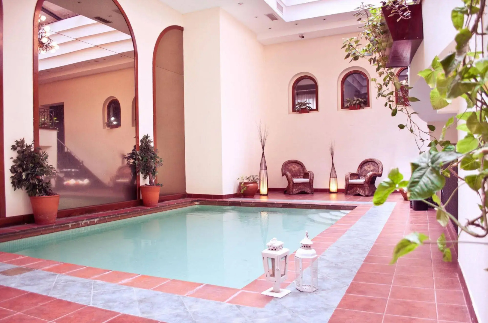 Gardi Hotel & Suites