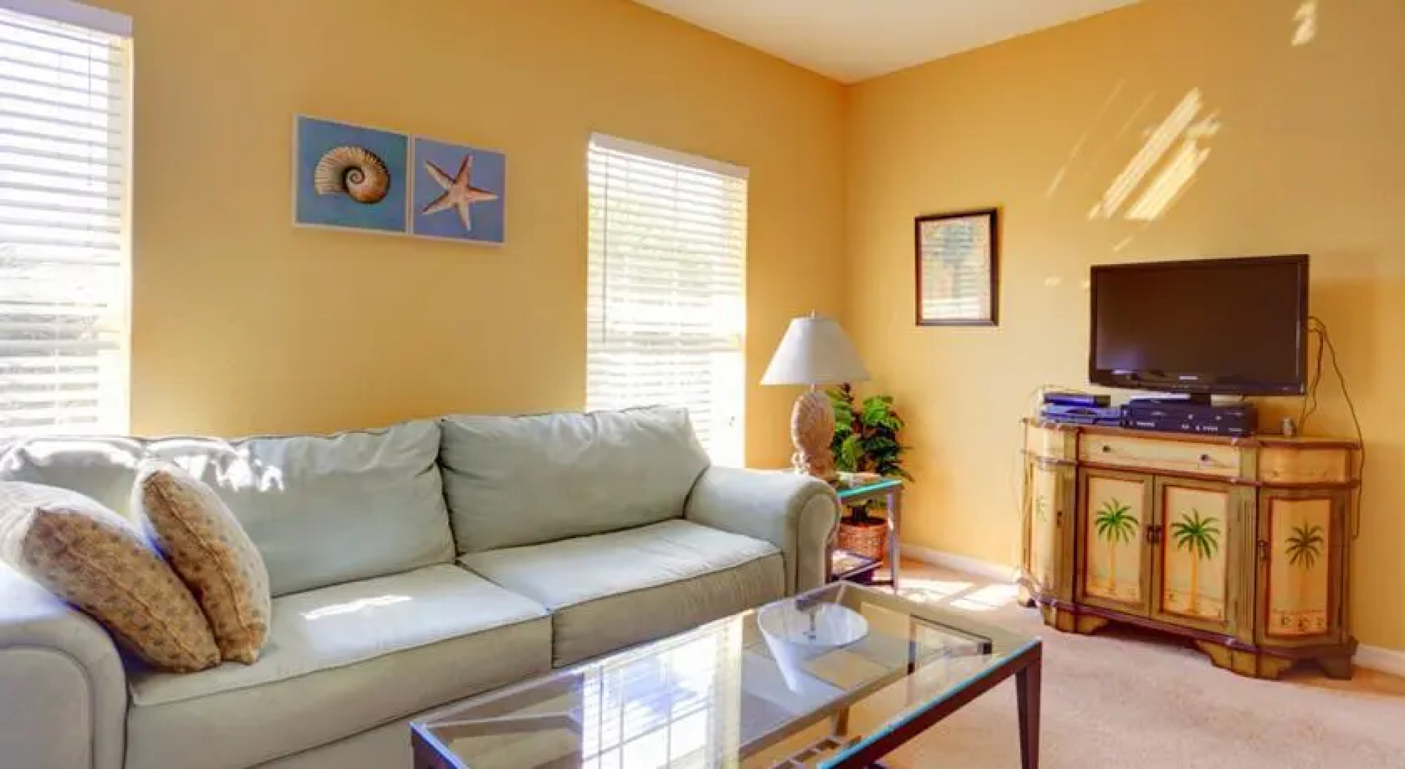 L Pavia condo by Vacation Rental Pros