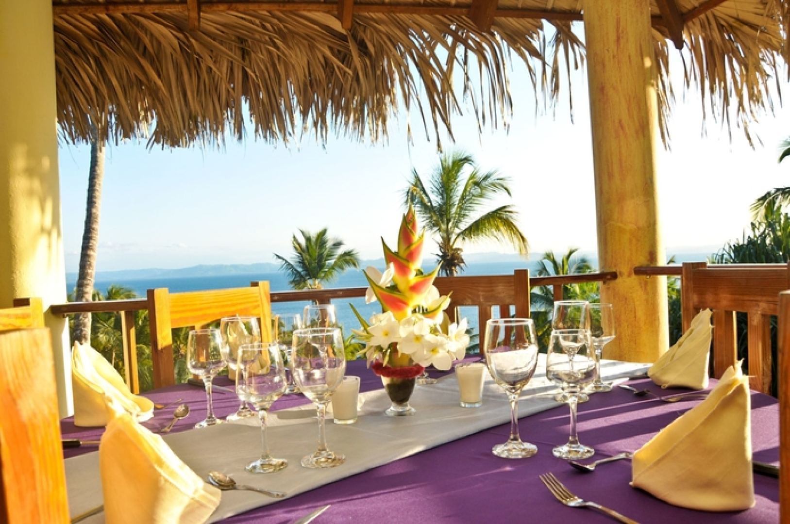 Las Ballenas Escondidas