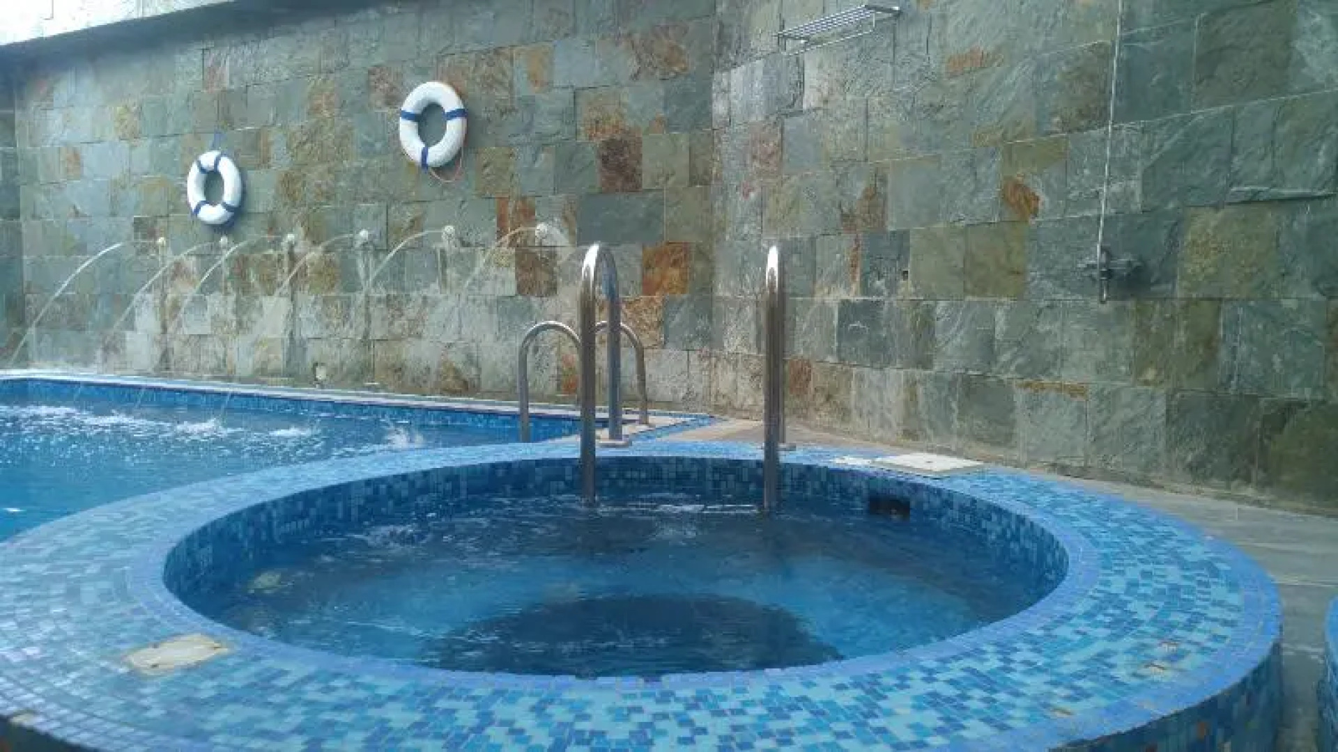 Almuhaidb Takhasosi Residence