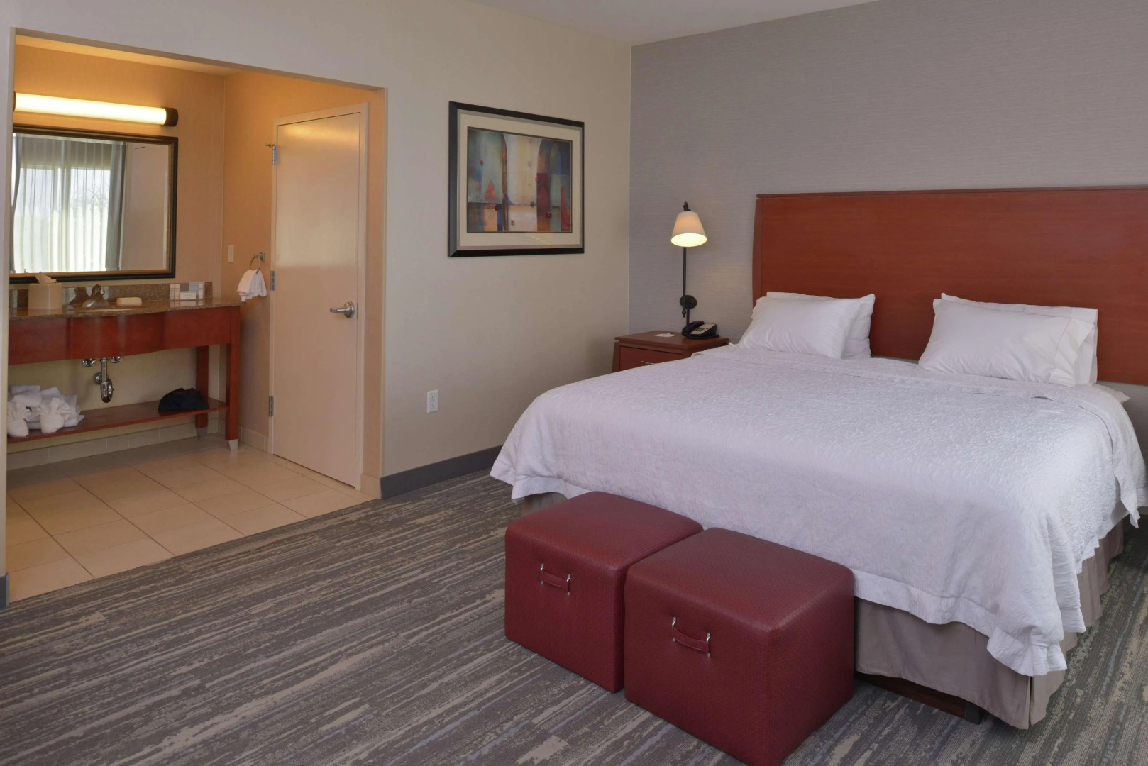 Hampton Inn & Suites Bakersfield North-Airport