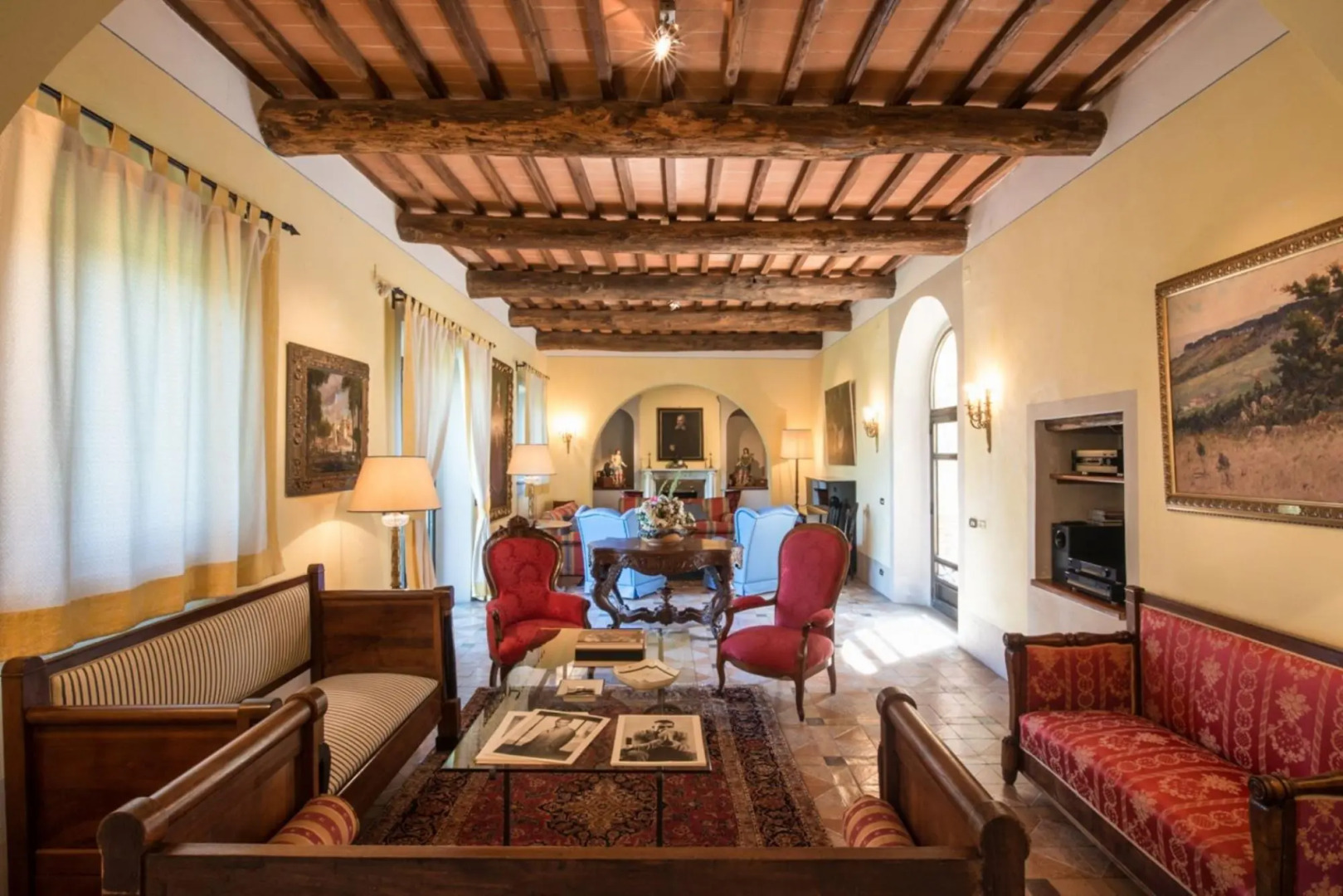 Independent Villa up to 18 Guests Pool Tennis Fitness and Wellness Area -villa Giuncheto