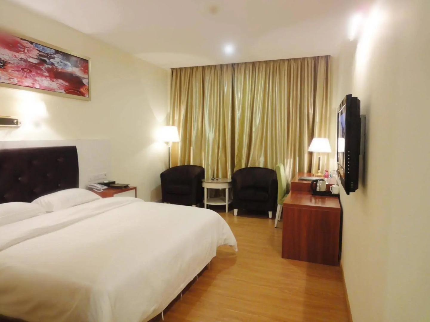 Guohui Holiday Hotel