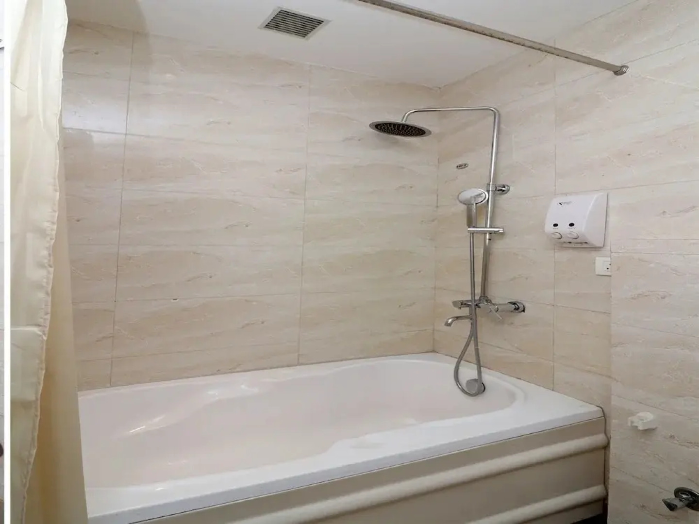 Joy Inn & Suites by OYO Rooms