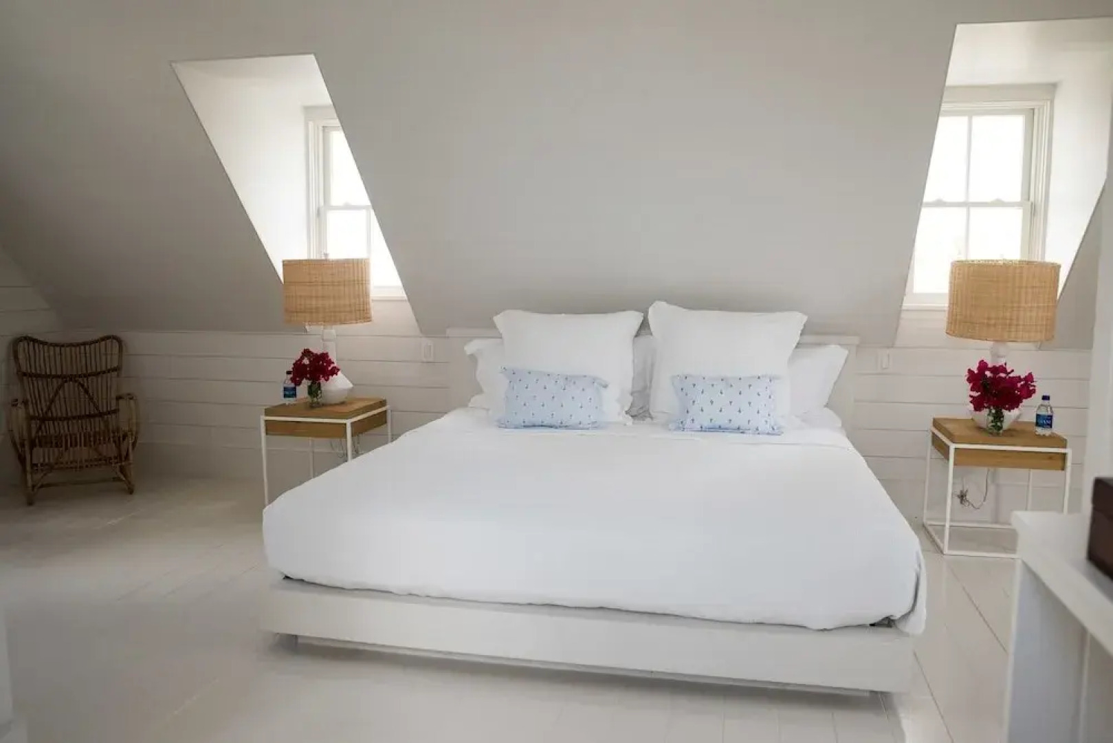 Conch Shell Harbour Island 5 Bedroom Home