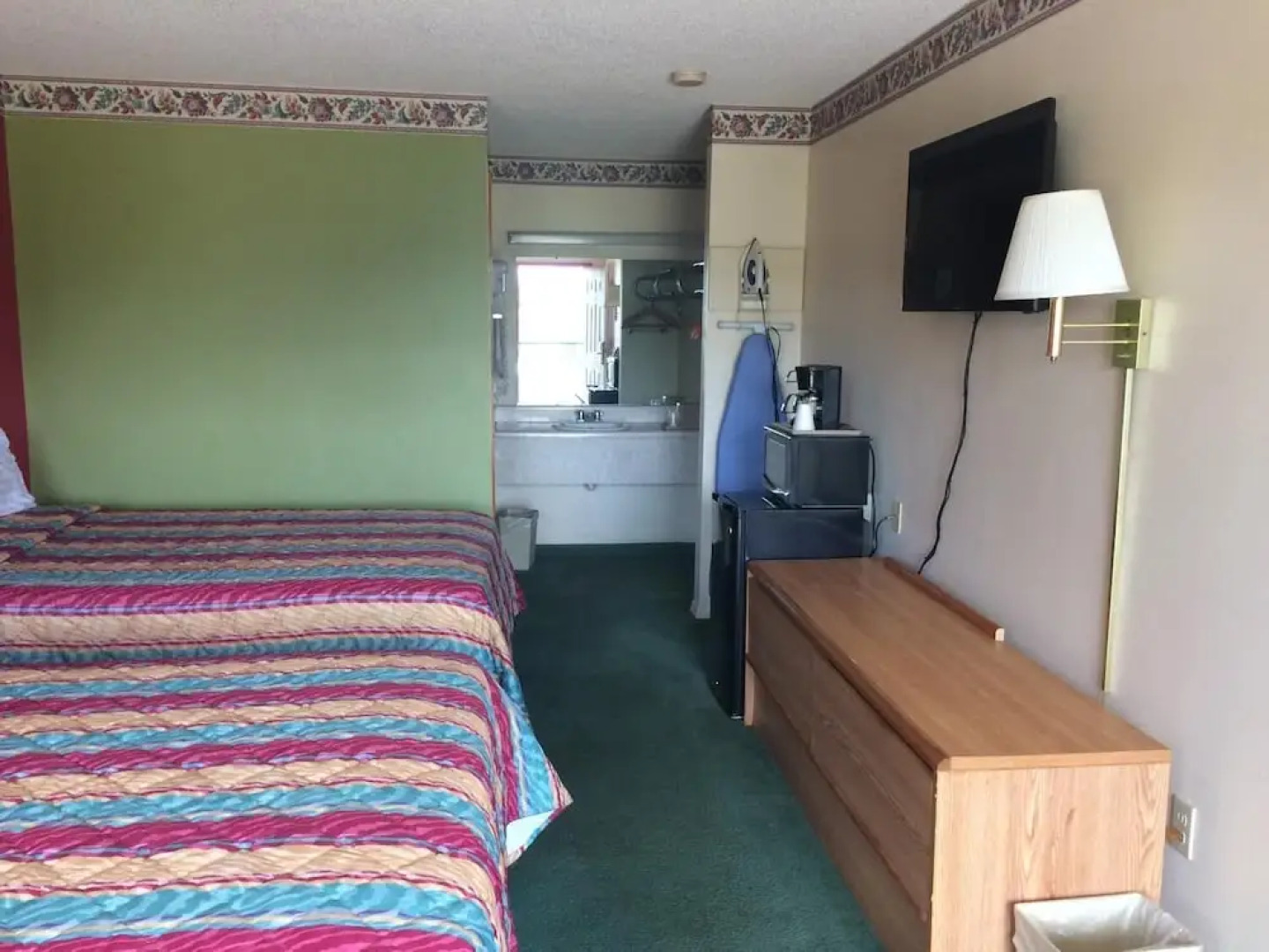 Western Motel of Camilla