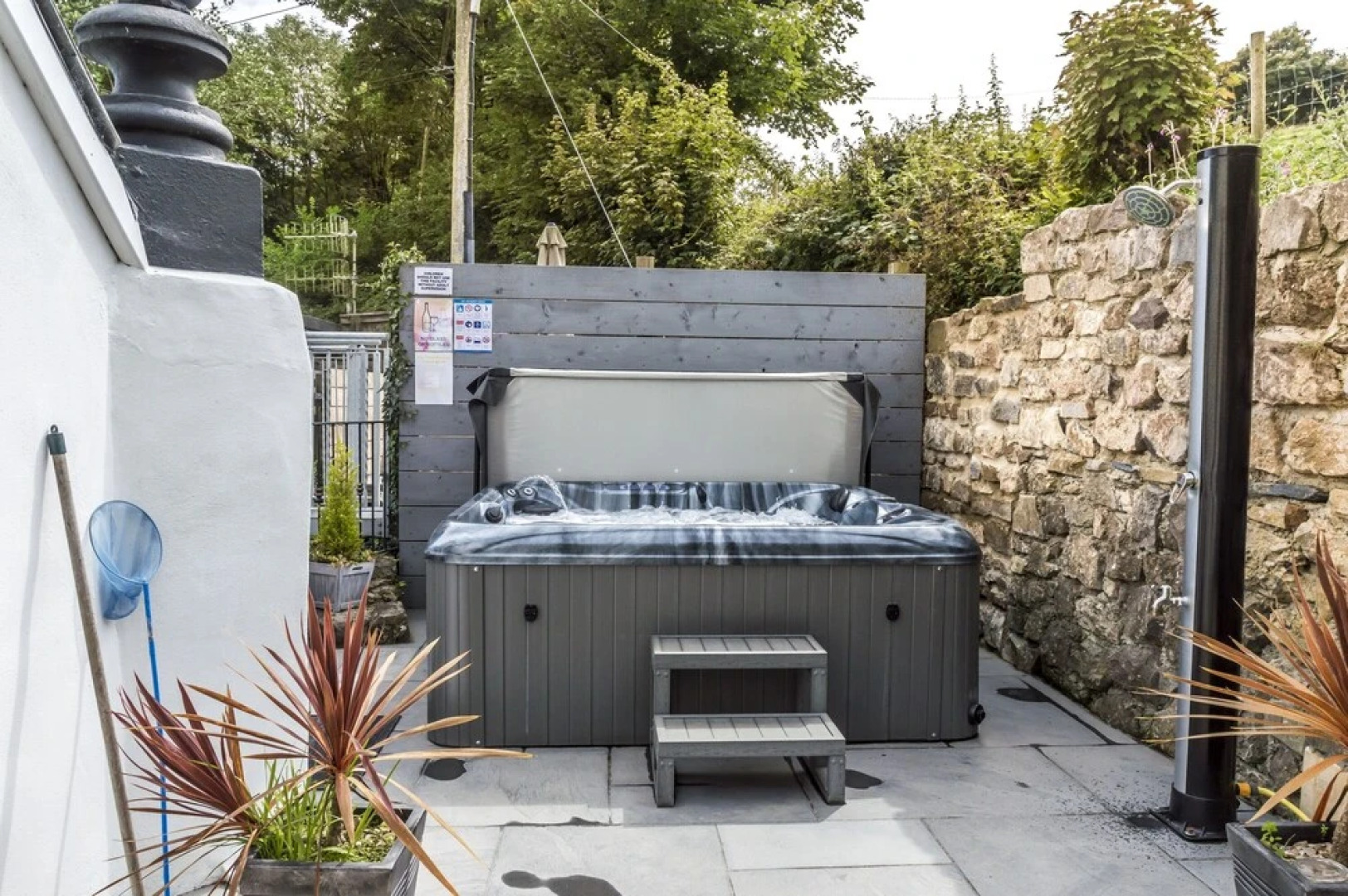 The Coach House- 3 Bedroom Holiday Home