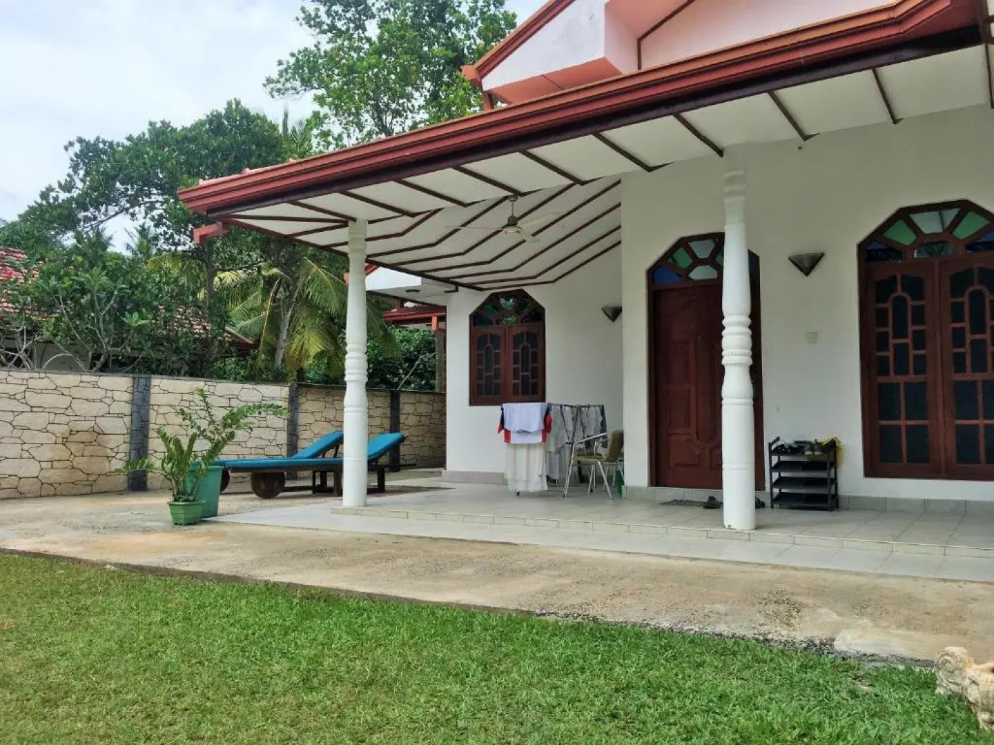 Swiss Villa Moragalla Beach