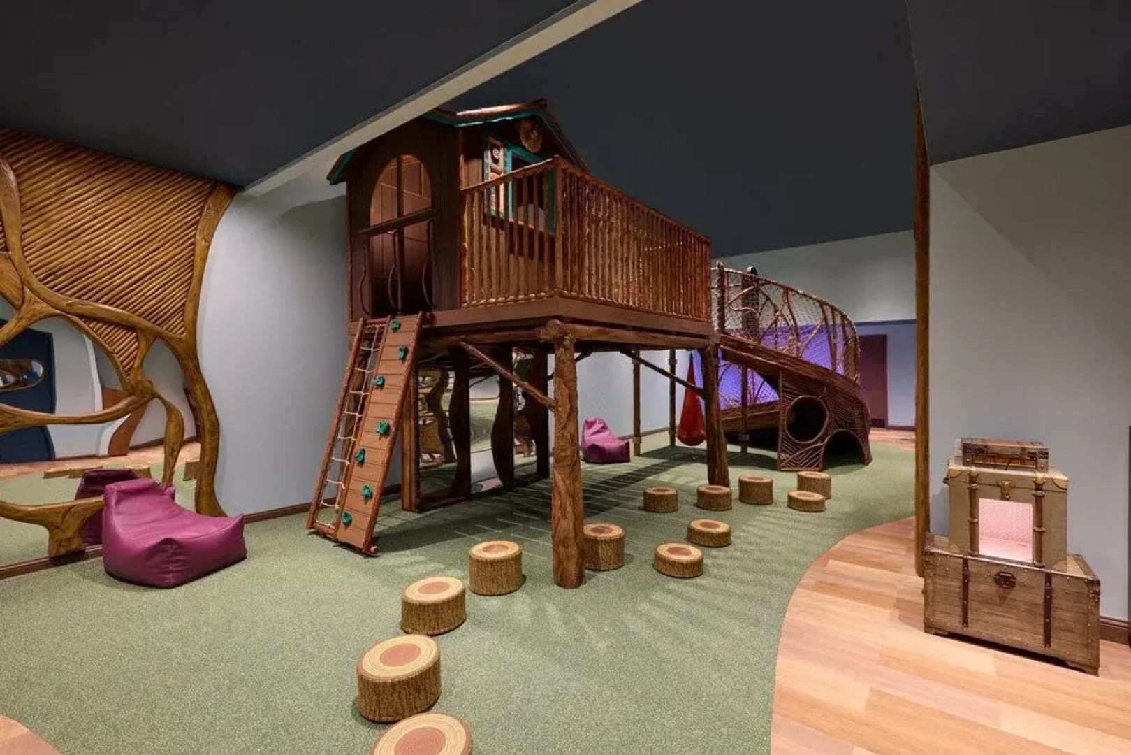 The Boca Raton, Bungalows