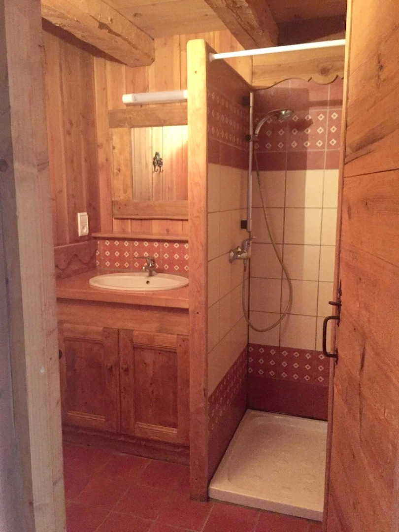 Chalet With 9 Bedrooms in Champagny-en-vanoise, With Wonderful Mountain View, Furnished Balcony and Wifi - 5 km From the Slopes