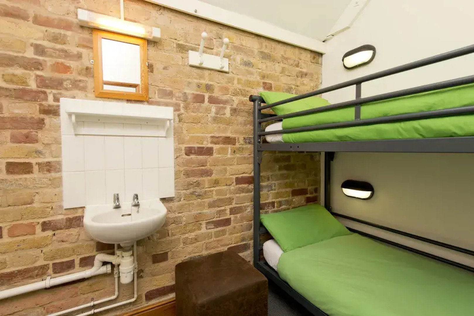 YHA Medway - Hostel