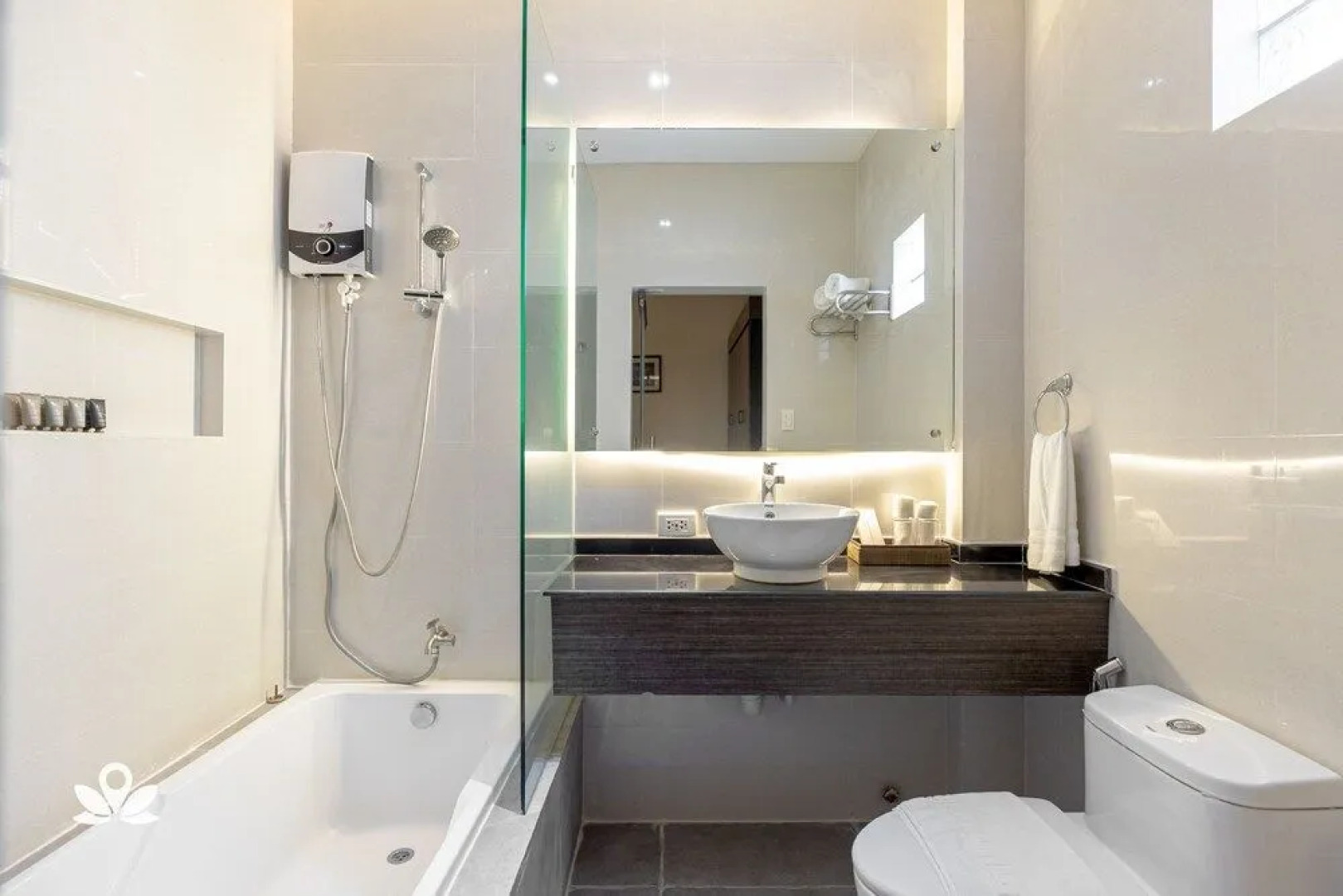 Zen Rooms Elkanville Hotel