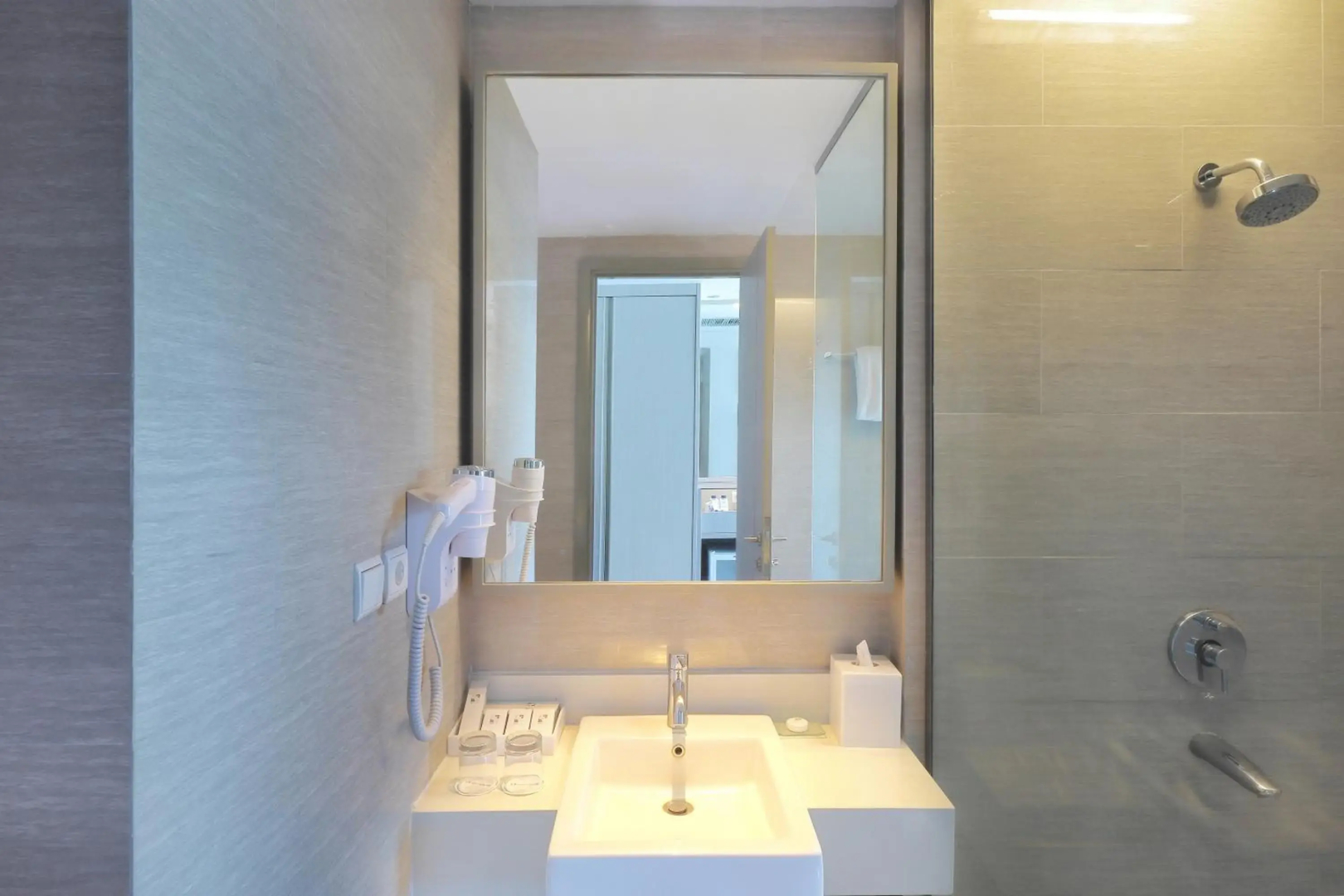 Swiss-Belhotel Cirebon