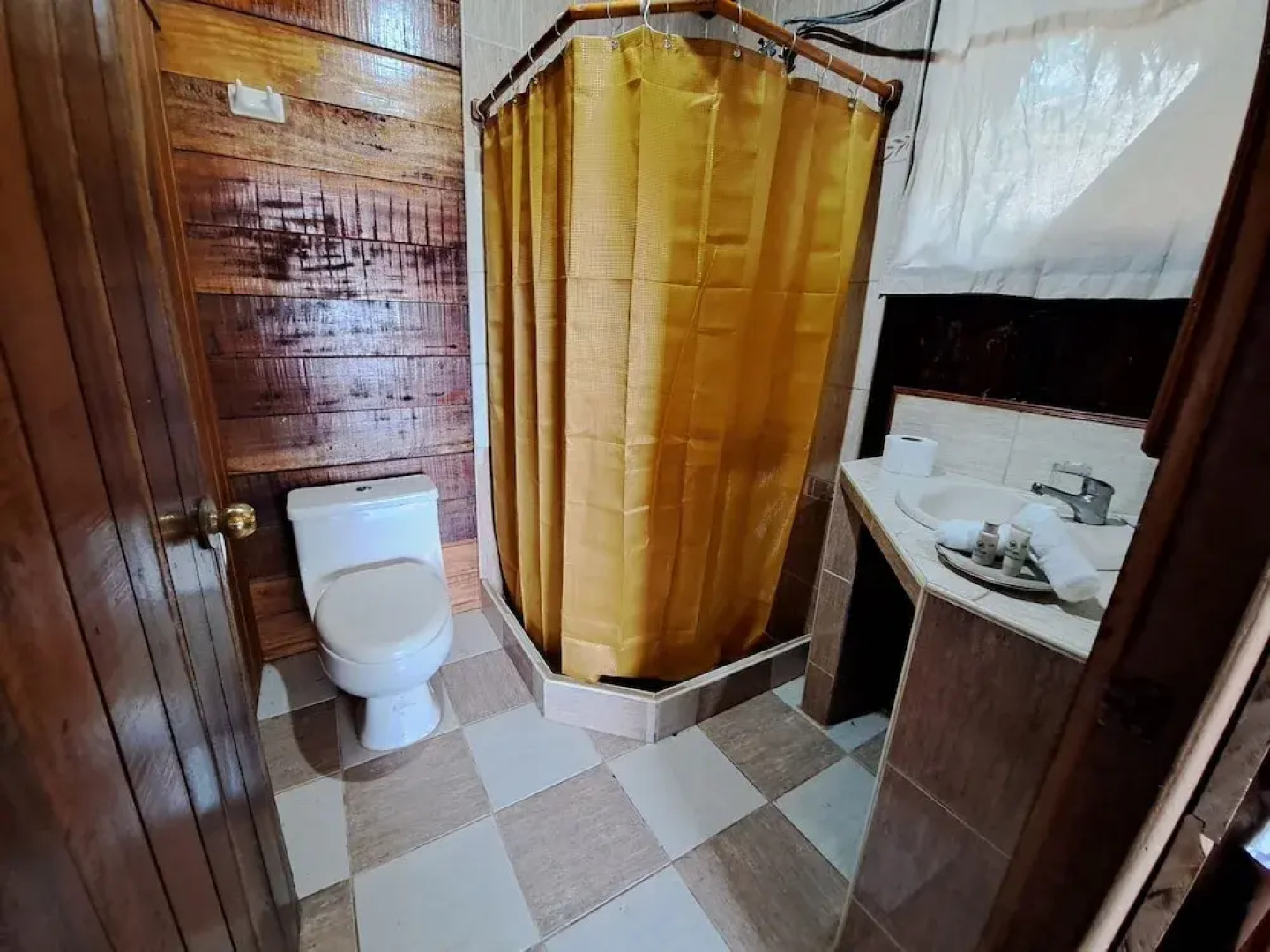 Andean Wings Sotupa Eco Lodge