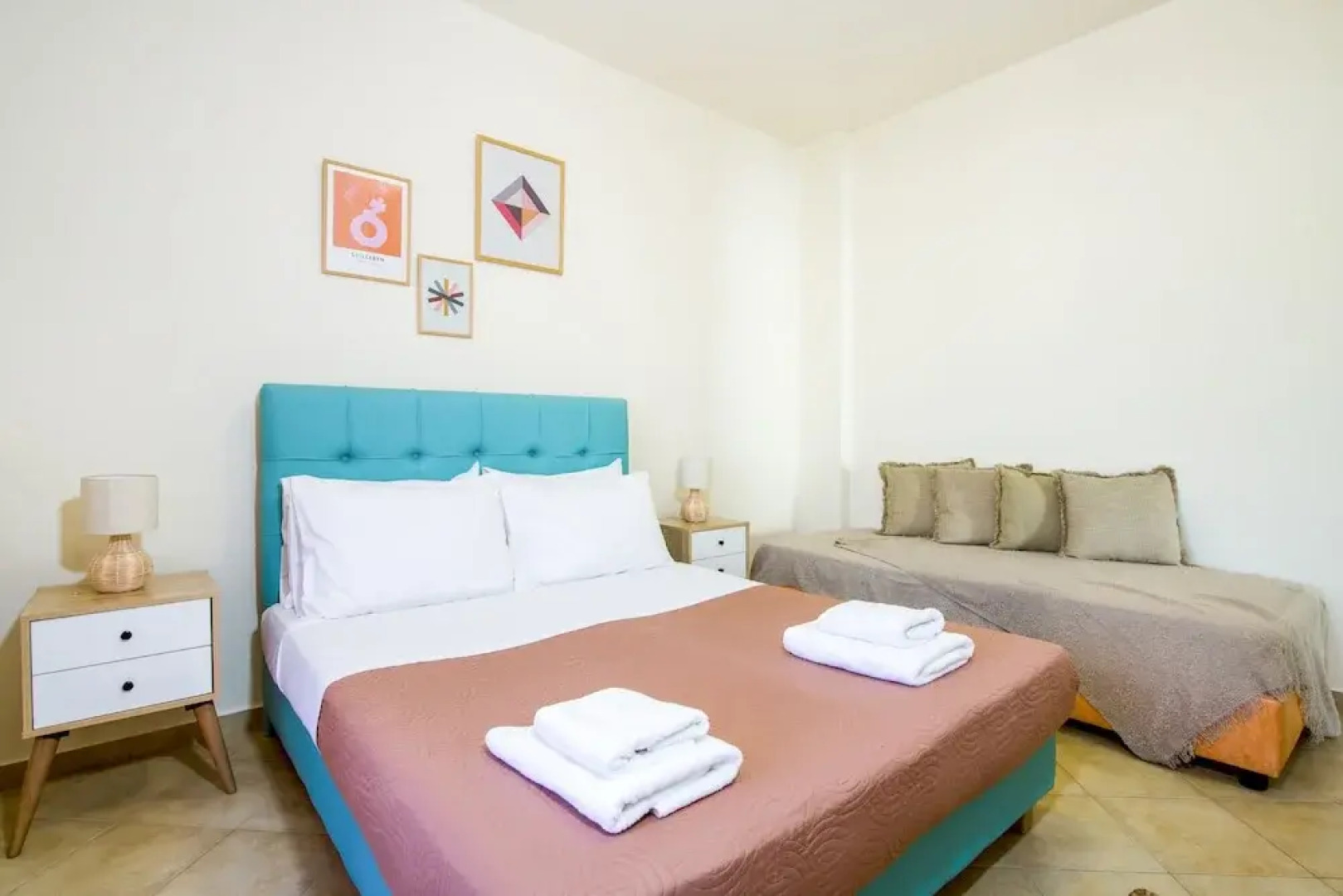 Dione Apartment with Terrace near Kalathas beach