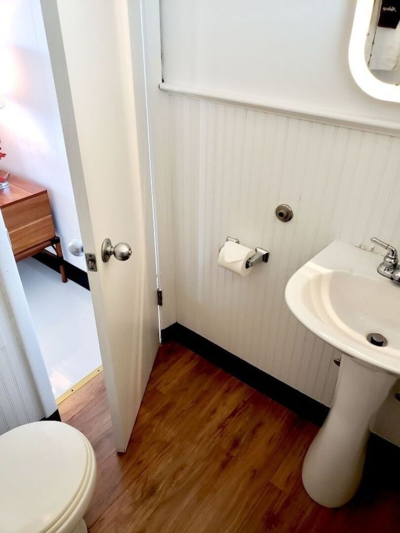 Aqua by American Beech - Adults Only