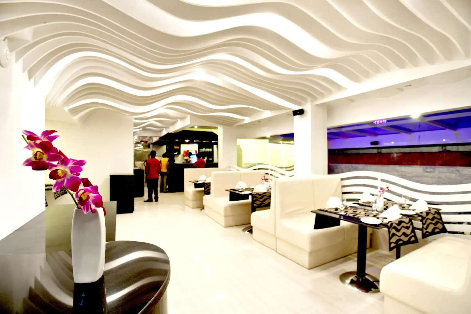 Innotel Luxury Business Hotel