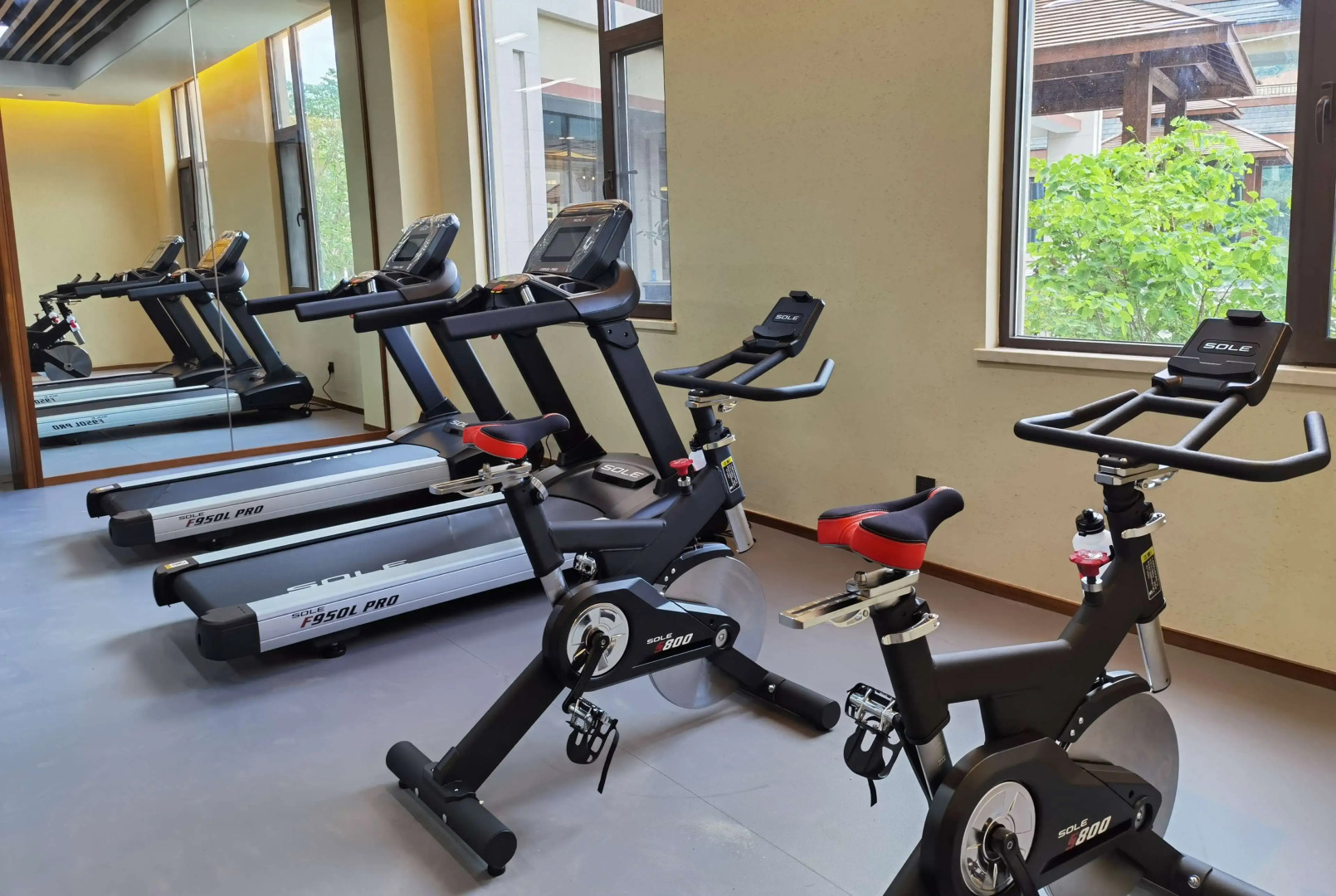 Howard Johnson the Bund Hotel Gasa