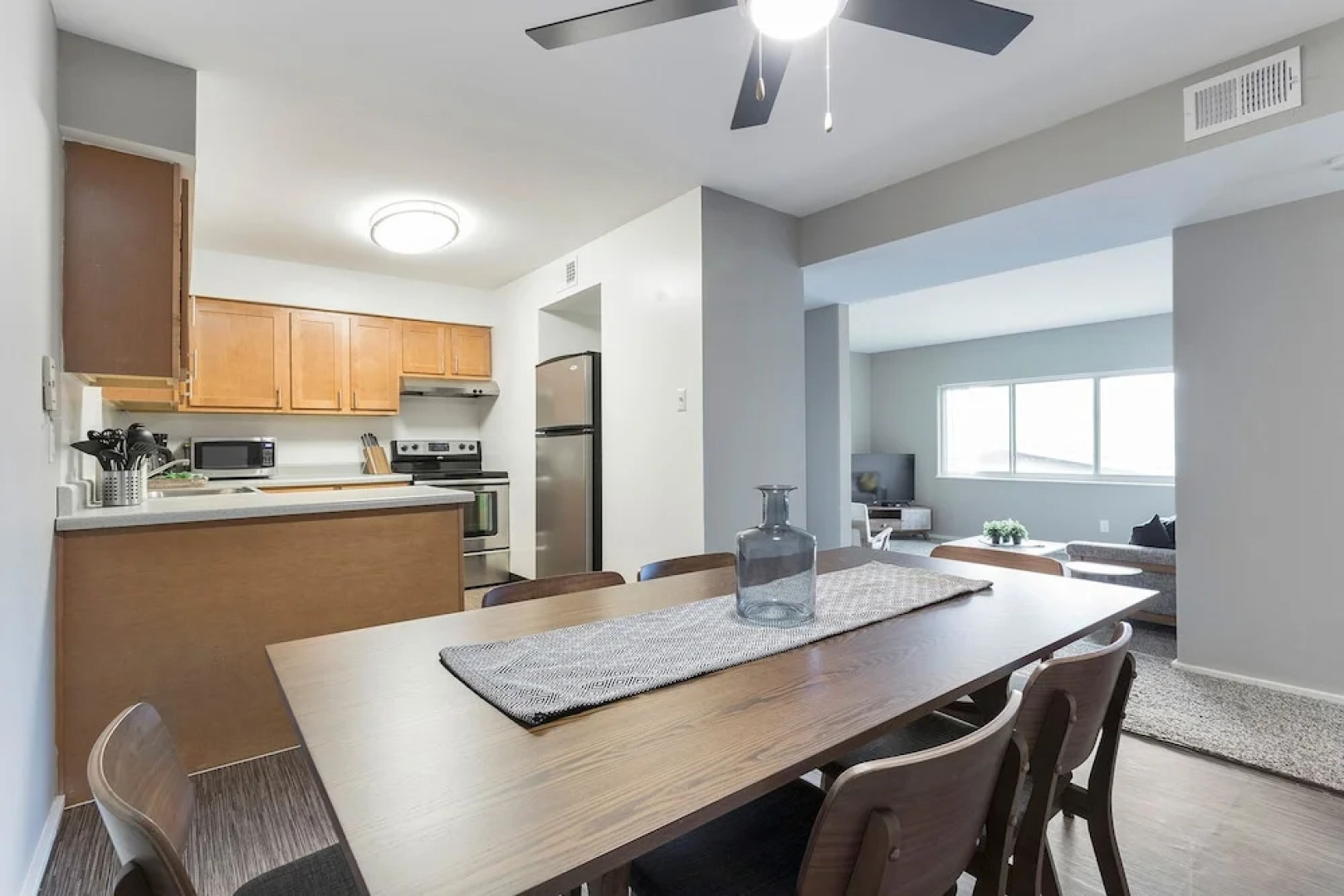 Relaxing St. Louis Getaway + Resort Amenities