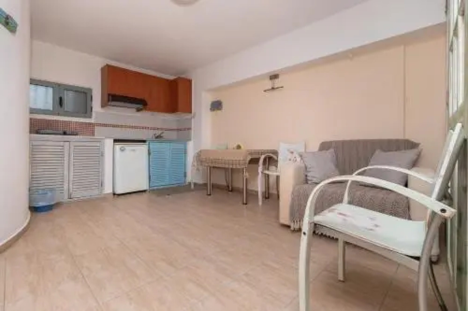 Ta Spitakia Tsarbopoulos