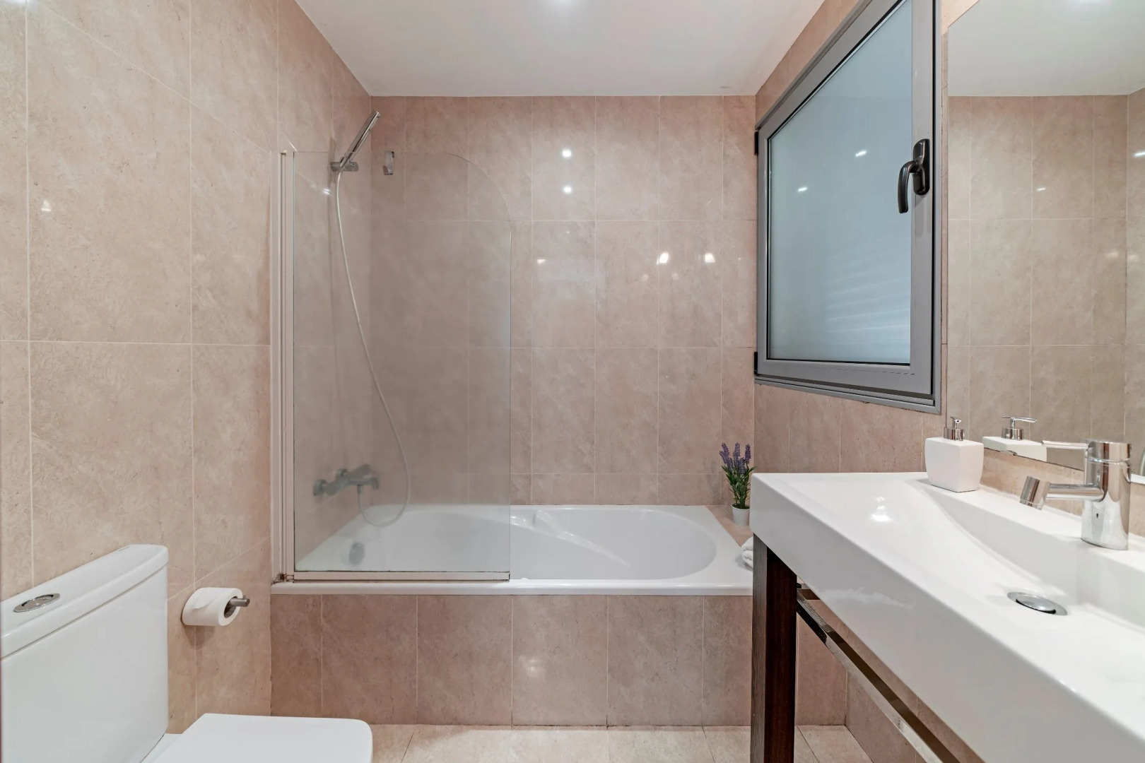 Villa Sol e Mar by OurMadeira