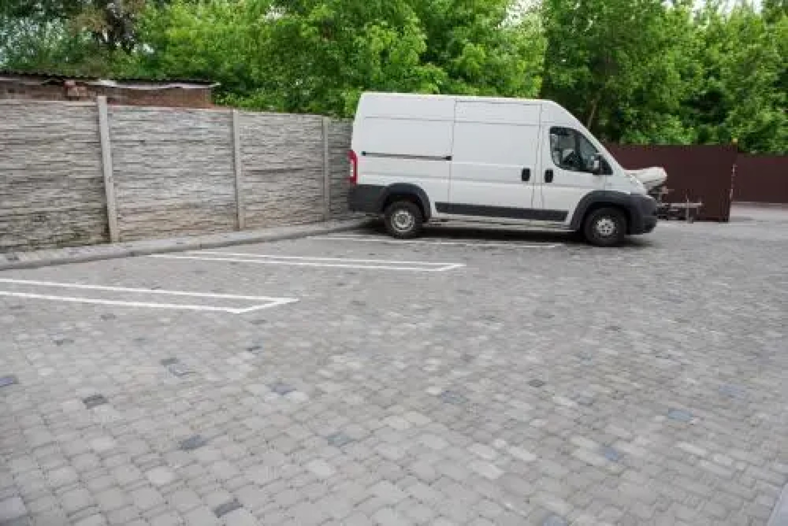 Apartment on Zodchih st.